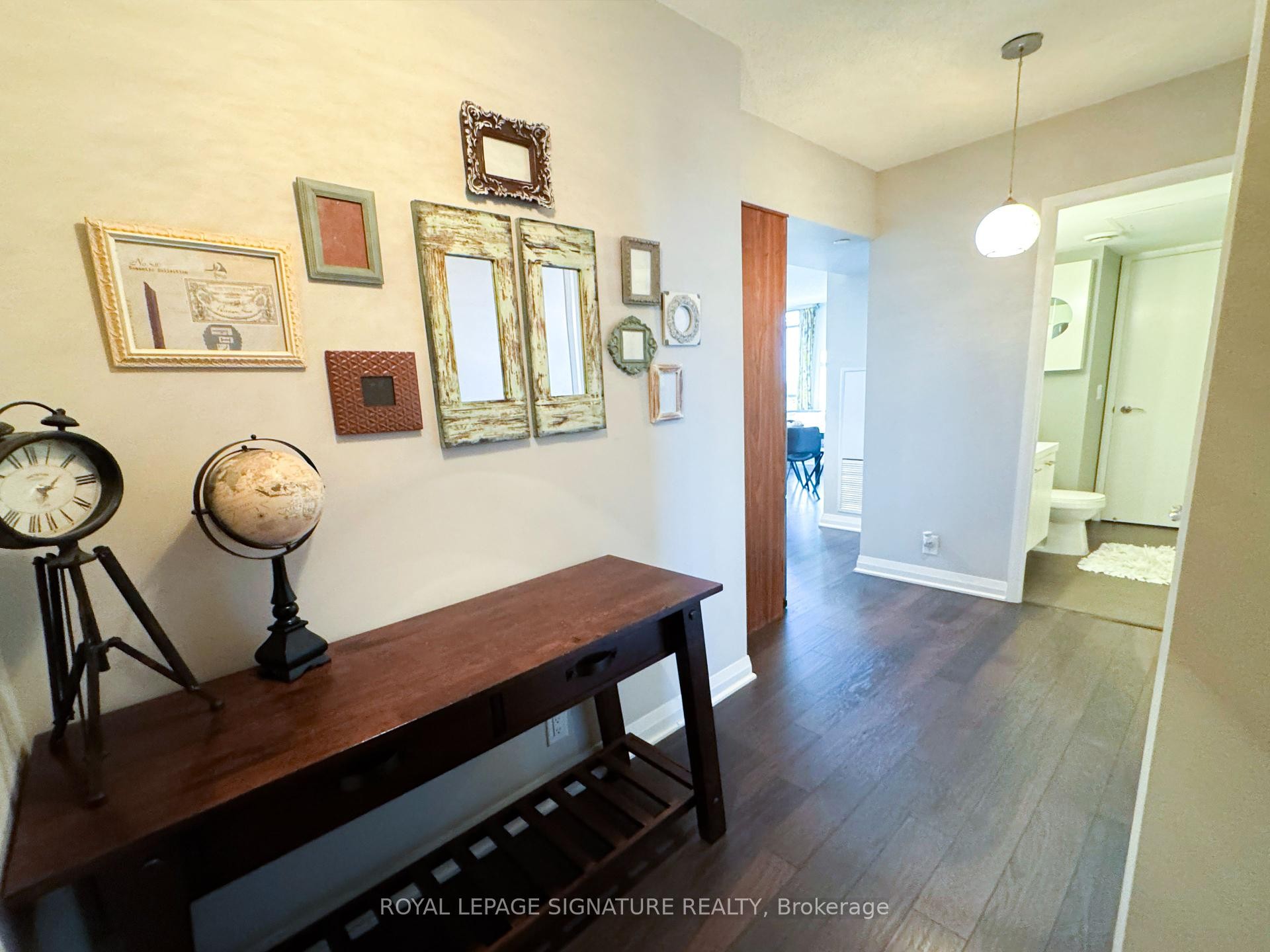 1807-1 Valhalla Inn Road, Toronto, ON - Indoor Photo Showing Other Room