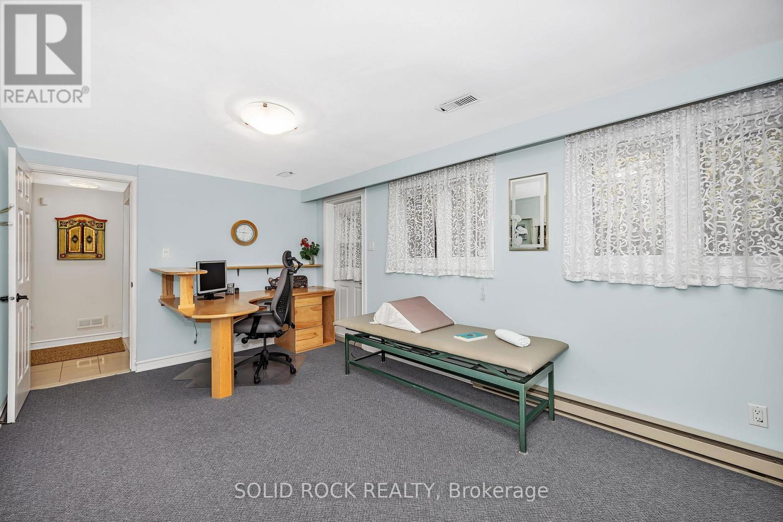 471 Tillbury Avenue, Ottawa, ON - Indoor