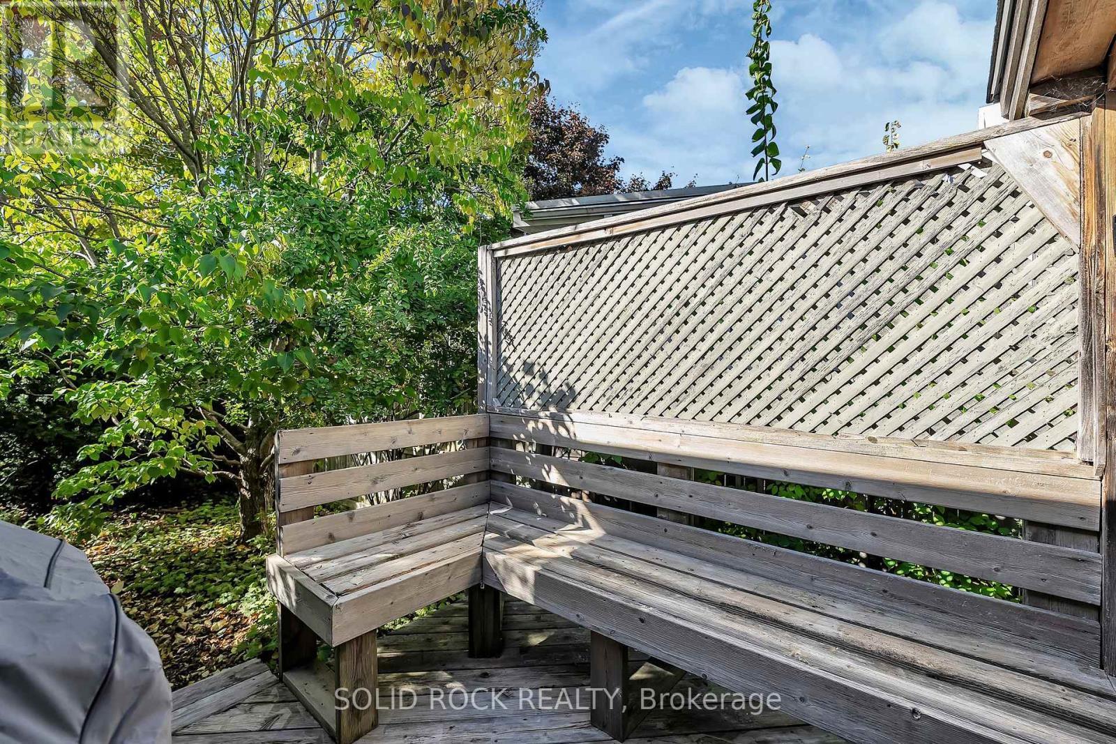 471 Tillbury Avenue, Ottawa, ON - Outdoor