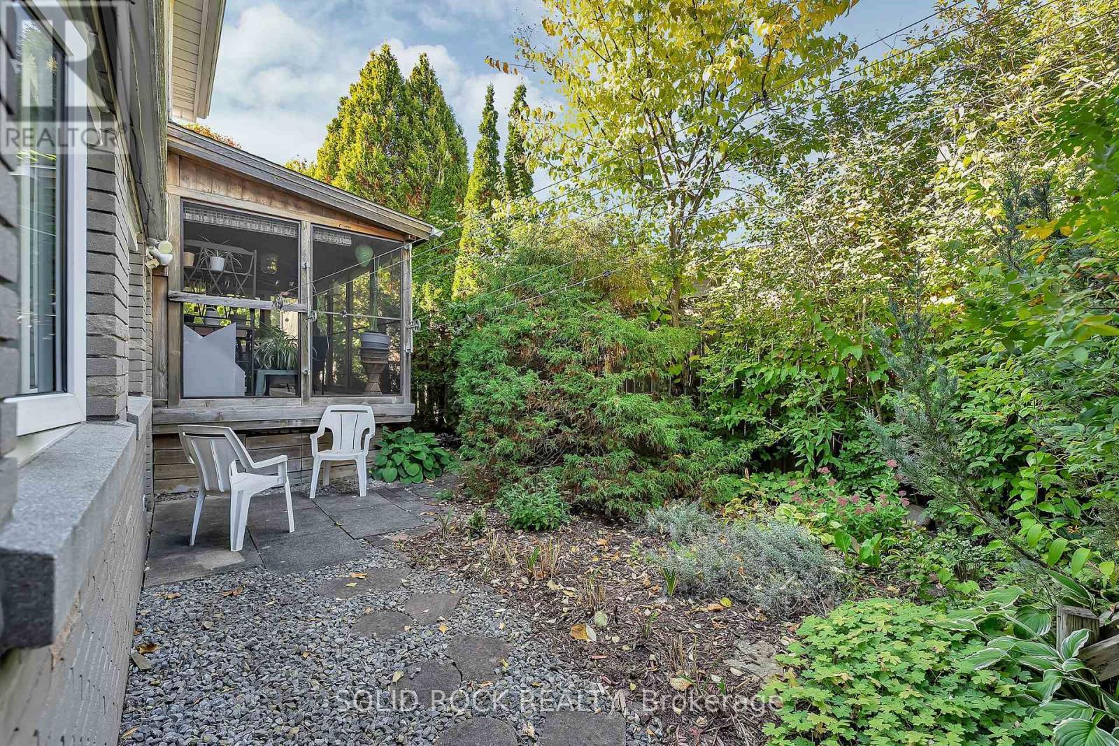 471 Tillbury Avenue, Ottawa, ON - Outdoor