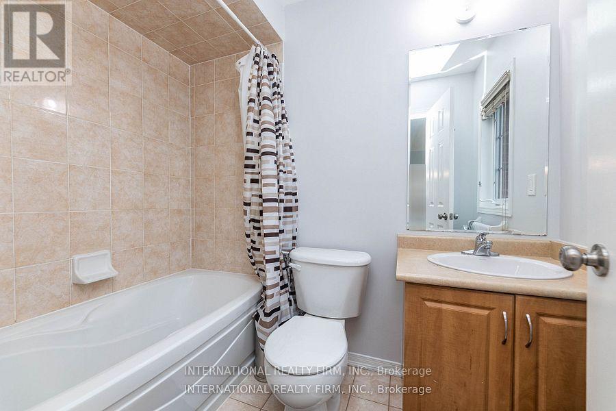 1855 Appleby Line, Burlington, ON - Indoor Photo Showing Bathroom
