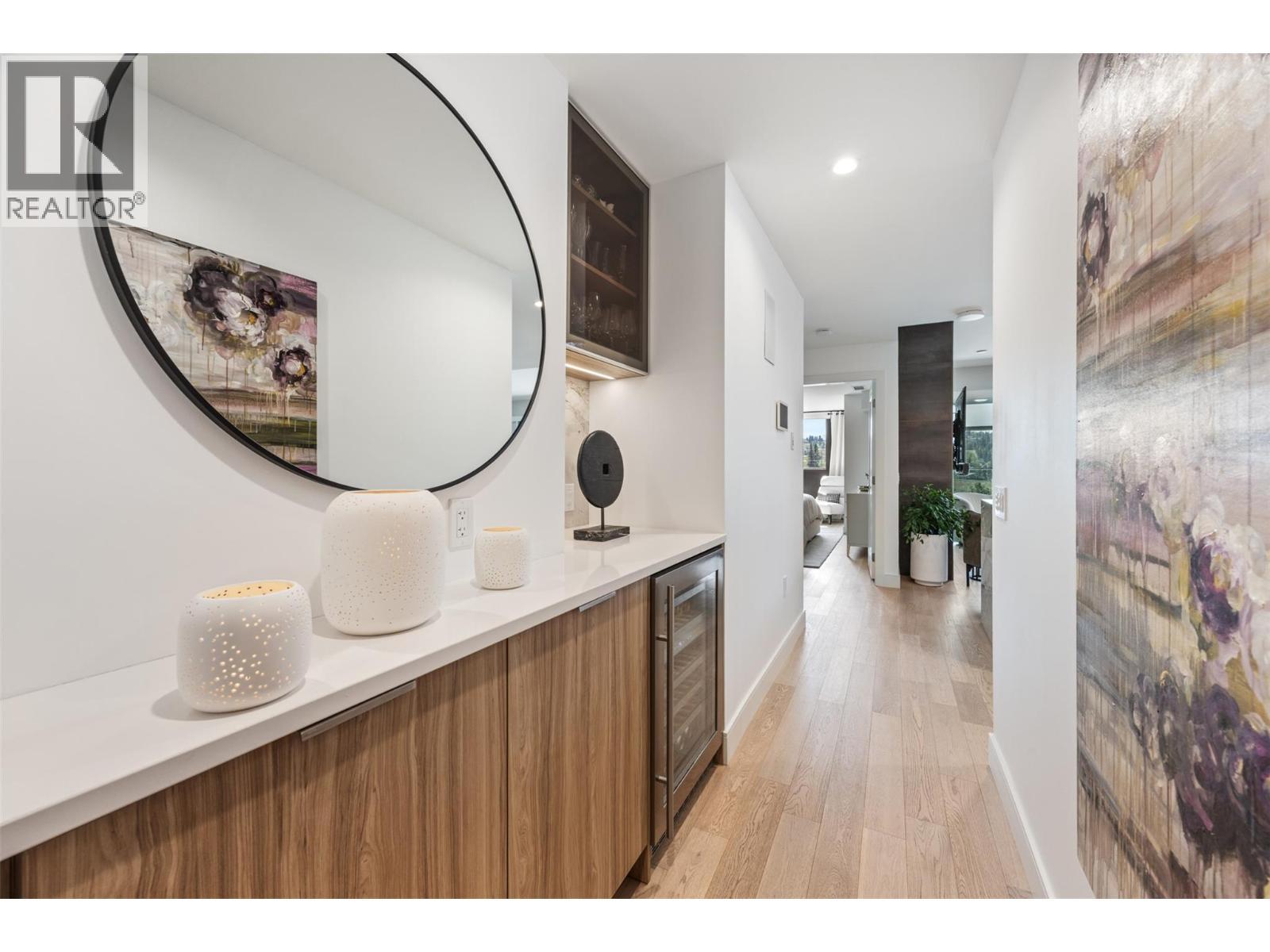 Welcoming entrance - 3000 Ariva Drive Unit# 3308, Kelowna, BC - Indoor