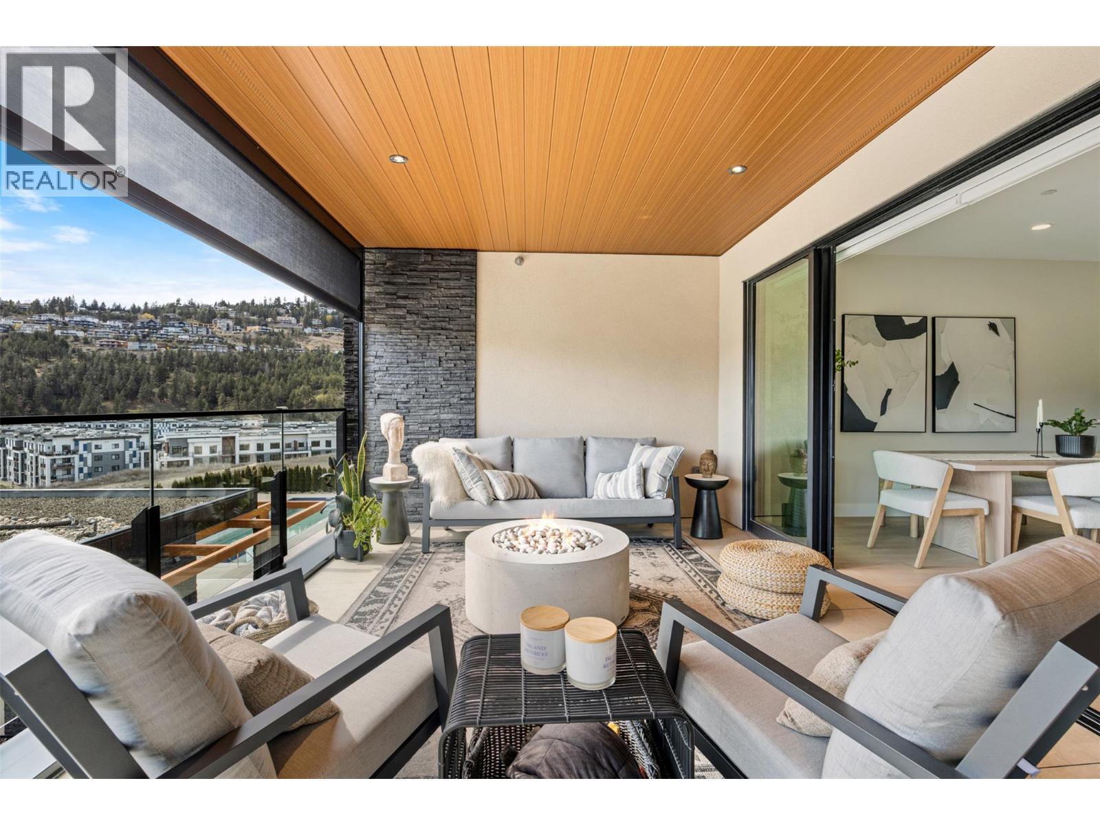 Perfect spot to entertain family and friends - 3000 Ariva Drive Unit# 3308, Kelowna, BC - Outdoor With Deck Patio Veranda With Exterior