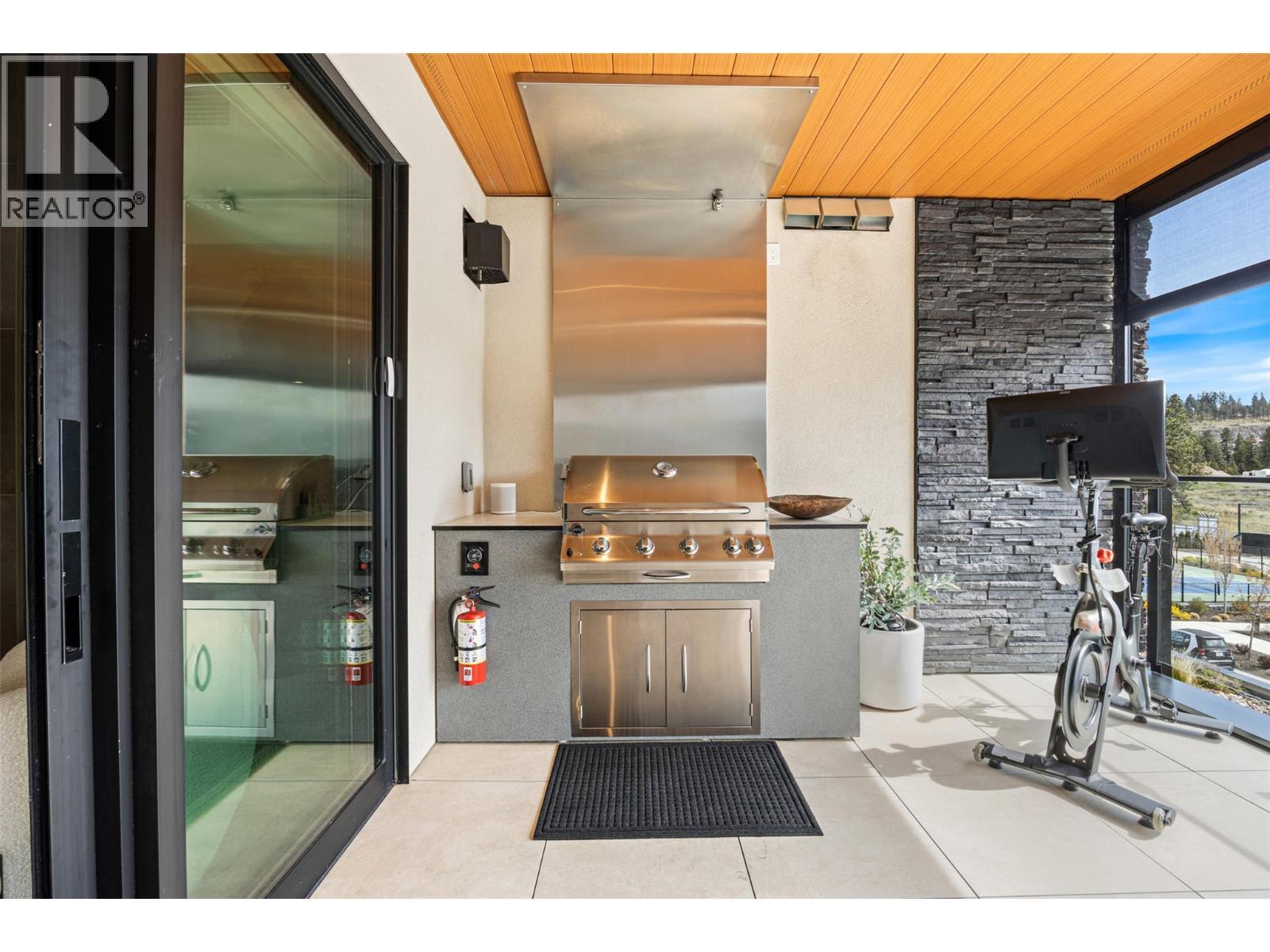 Built in BBQ / Heaters - 3000 Ariva Drive Unit# 3308, Kelowna, BC - With Exterior