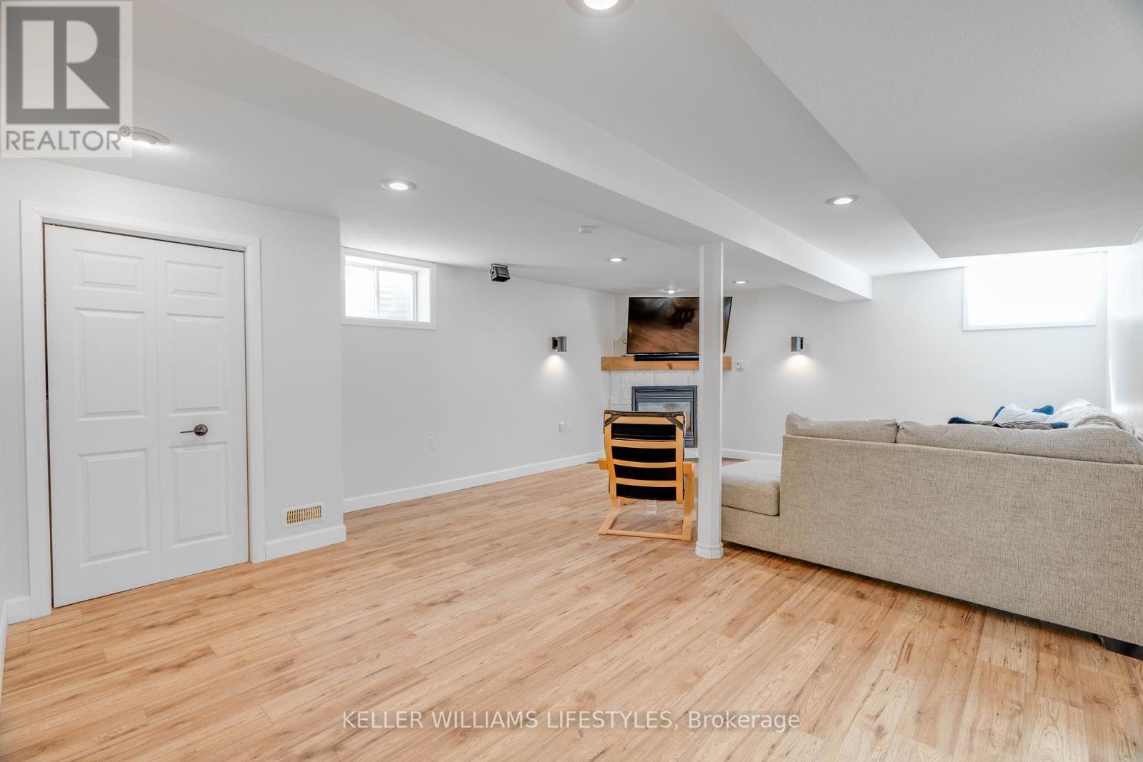 58 Deborah Drive, Strathroy-Caradoc (Ne), ON - Indoor