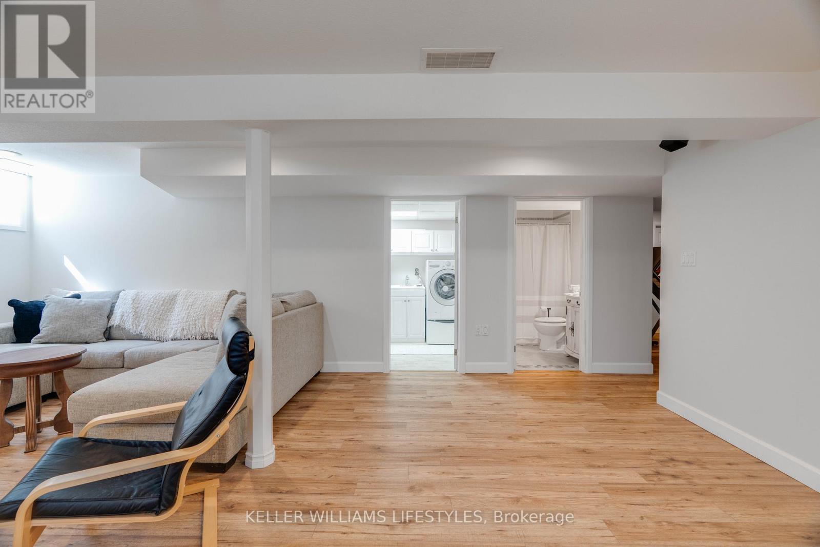 58 Deborah Drive, Strathroy-Caradoc (Ne), ON - Indoor Photo Showing Other Room