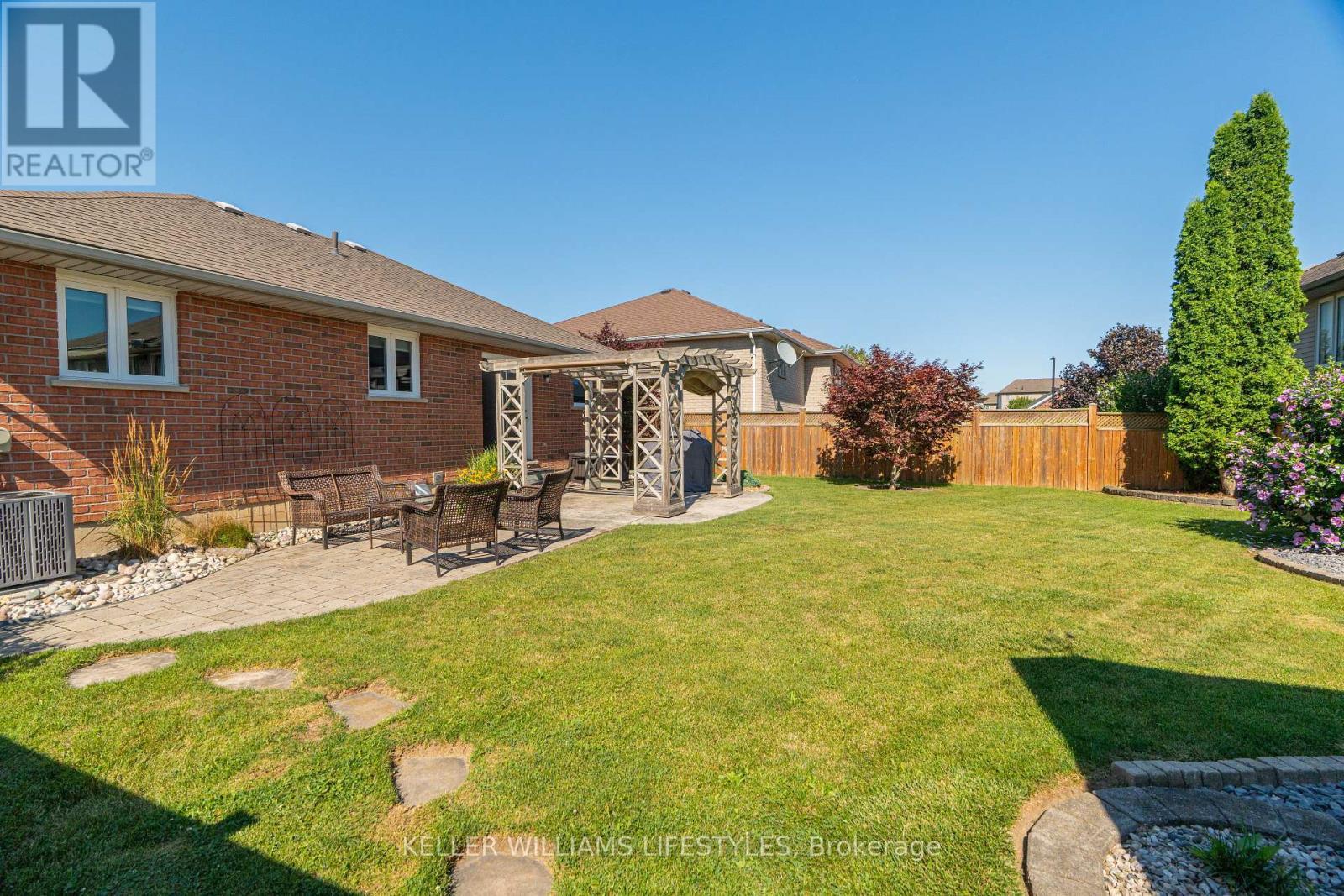 58 Deborah Drive, Strathroy-Caradoc (Ne), ON - Outdoor