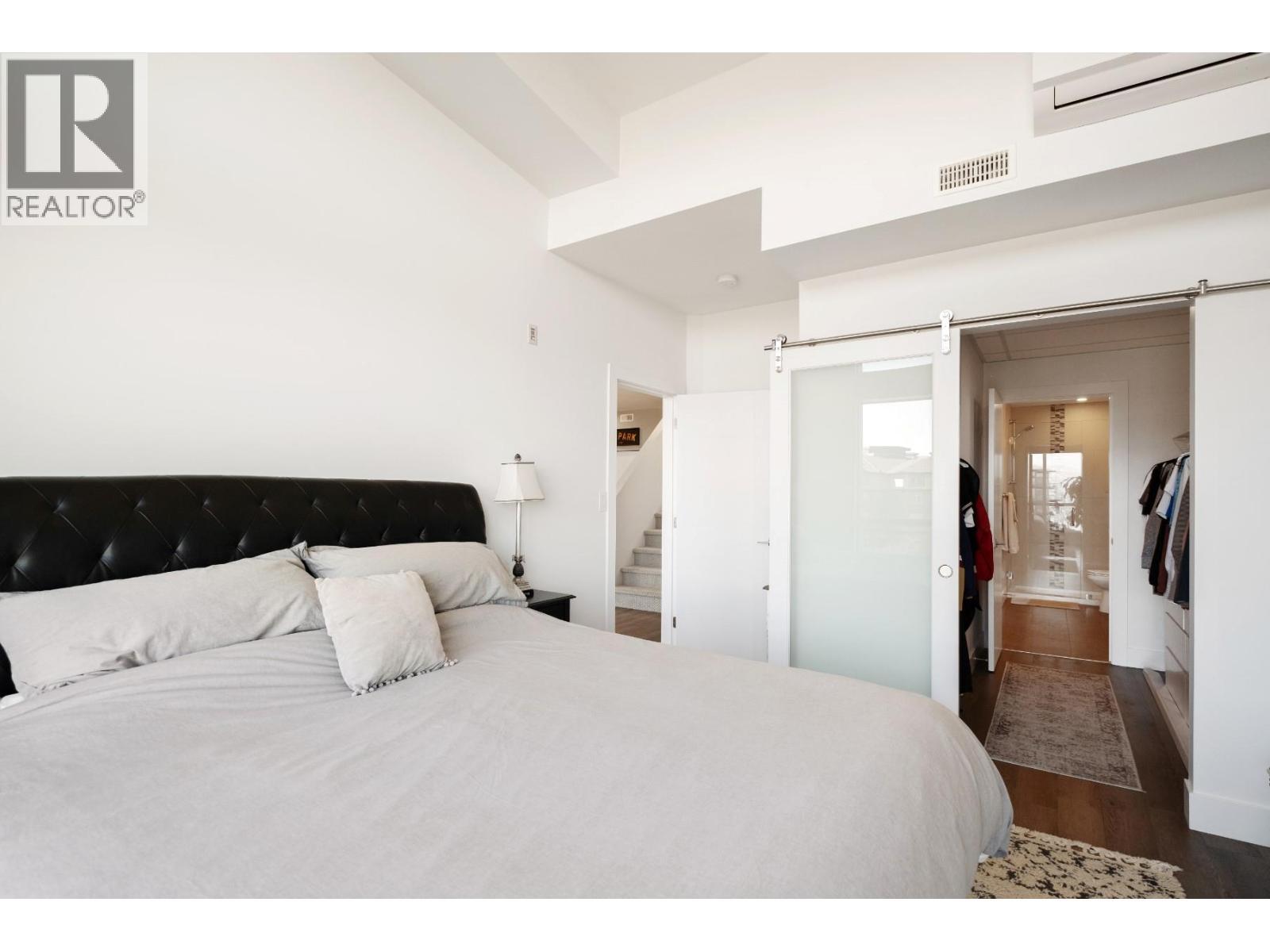 4215 Gellatly Road S Unit# 1305, West Kelowna, BC - Indoor Photo Showing Bedroom