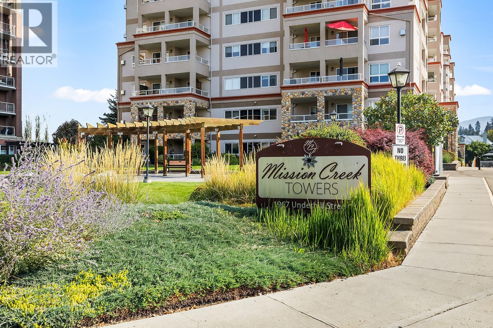 1967 Underhill Street Unit# 704, Kelowna, BC - Outdoor With Facade