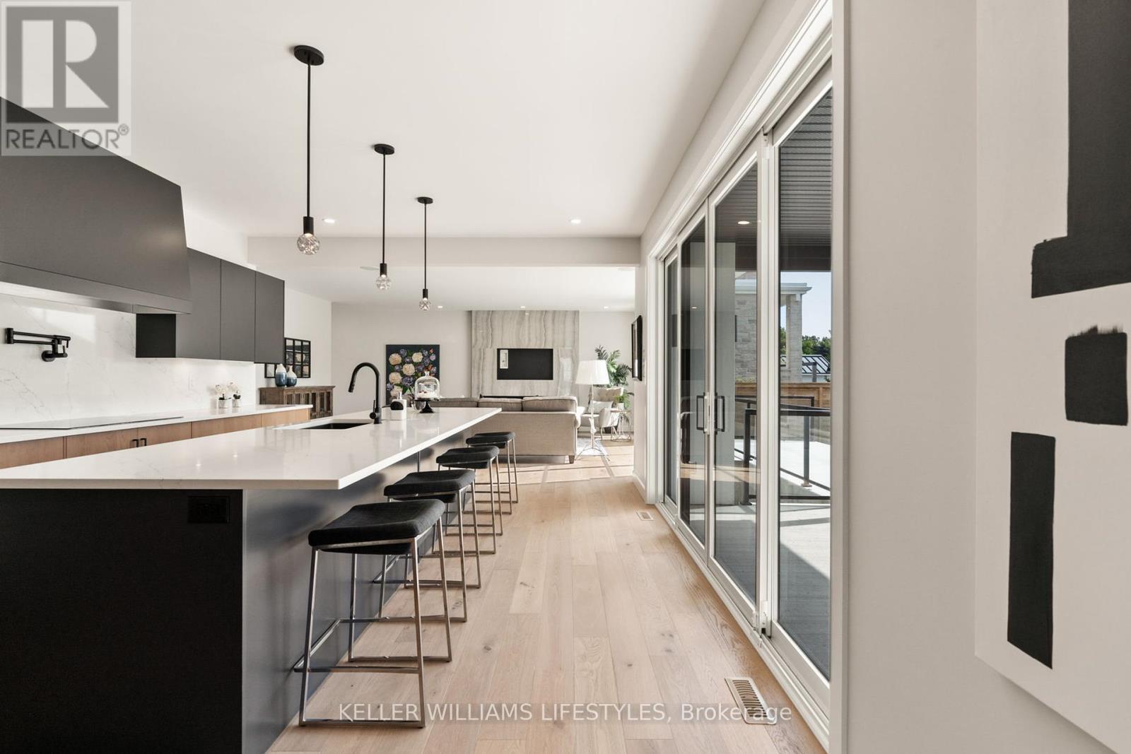 Lot 4 Valleystream Walk, London North (North R), ON - Indoor Photo Showing Kitchen With Upgraded Kitchen