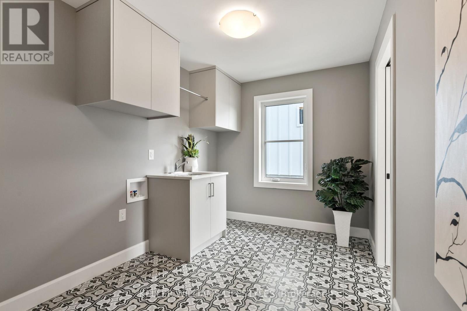 Lot 4 Valleystream Walk, London North (North R), ON - Indoor Photo Showing Other Room