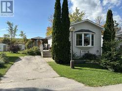 35 BRIARWOOD CRESCENT North Huron (Wingham), ON N0G 2W0