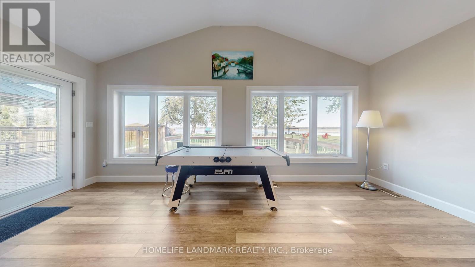 208 Lakeshore Drive, Kawartha Lakes, ON - Indoor Photo Showing Other Room