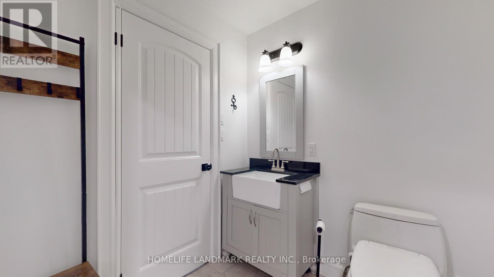 208 Lakeshore Drive, Kawartha Lakes, ON - Indoor