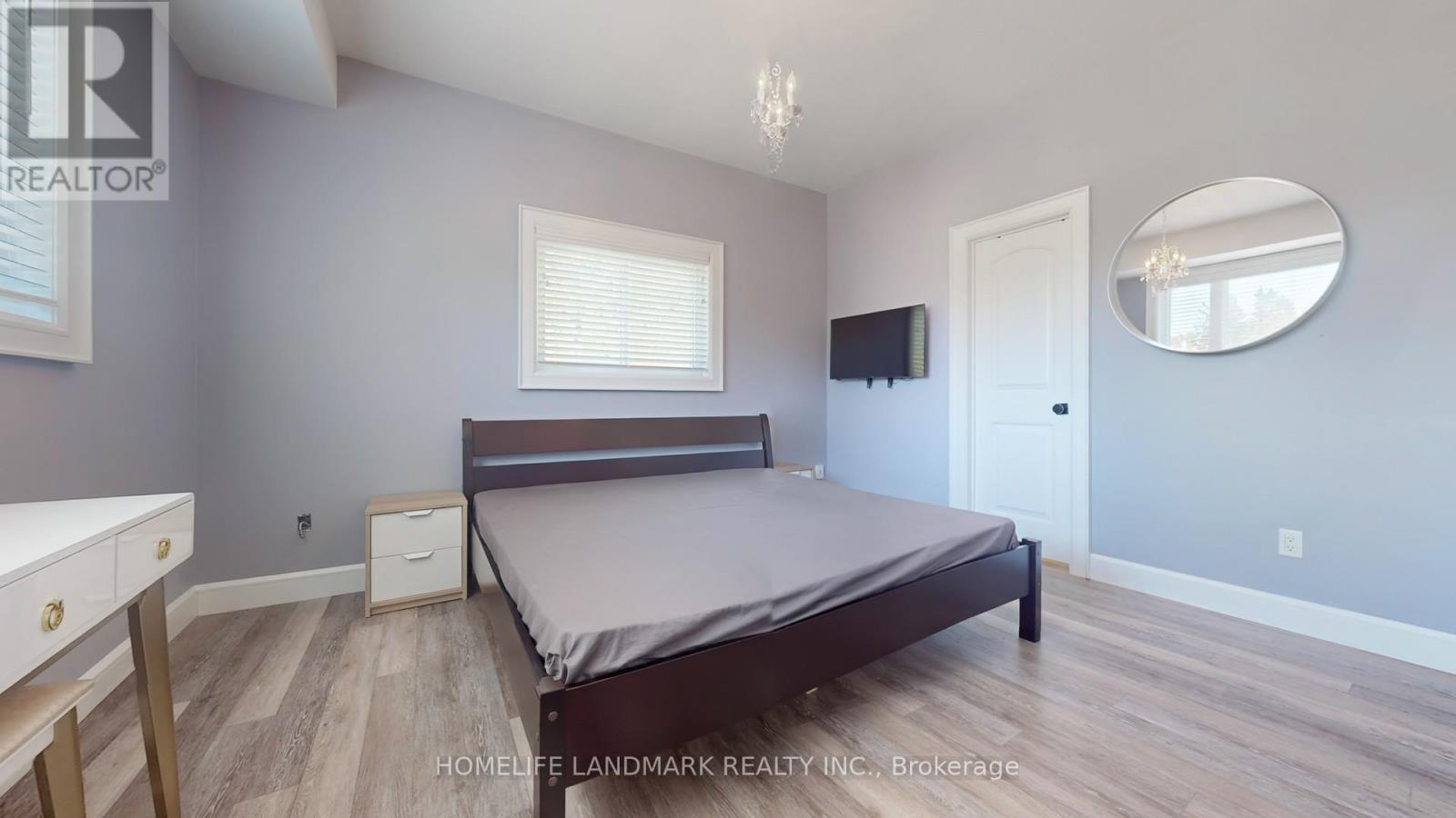 208 Lakeshore Drive, Kawartha Lakes, ON - Indoor Photo Showing Bedroom