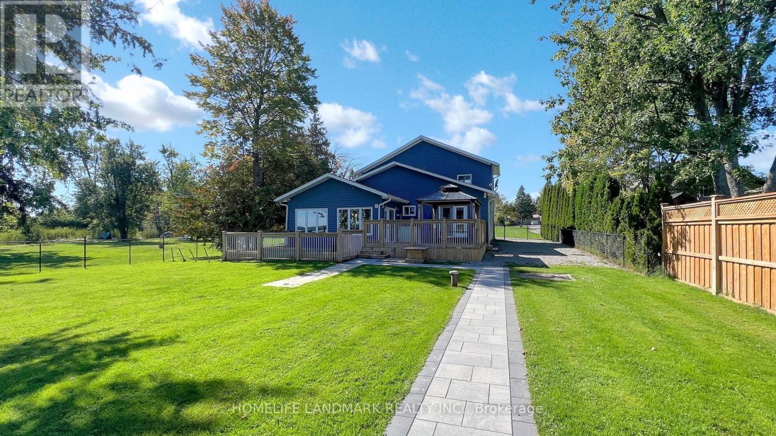 208 Lakeshore Drive, Kawartha Lakes, ON - Outdoor With Deck Patio Veranda