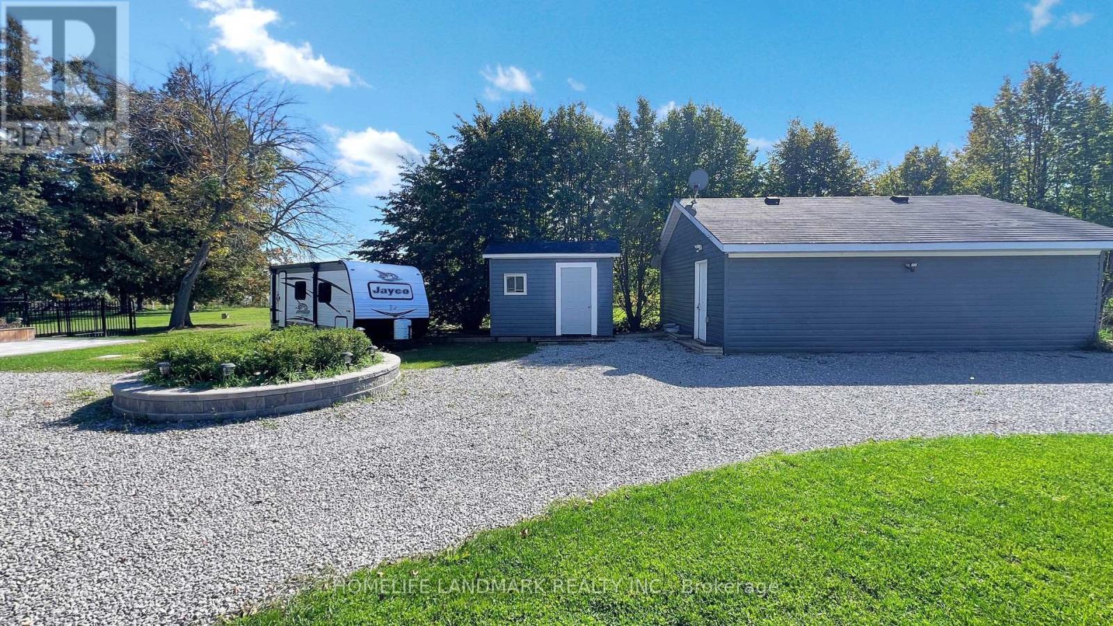 208 Lakeshore Drive, Kawartha Lakes, ON - Outdoor