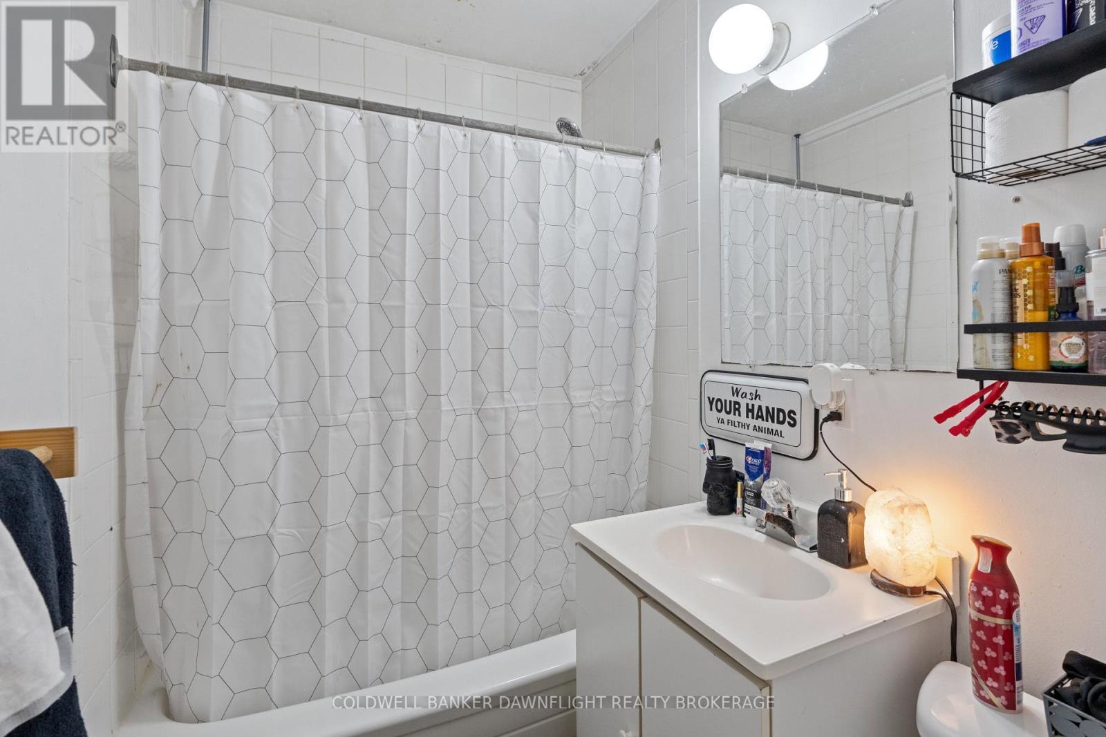 31 - 31 St Charles Place, Huron East (Vanastra), ON - Indoor Photo Showing Bathroom