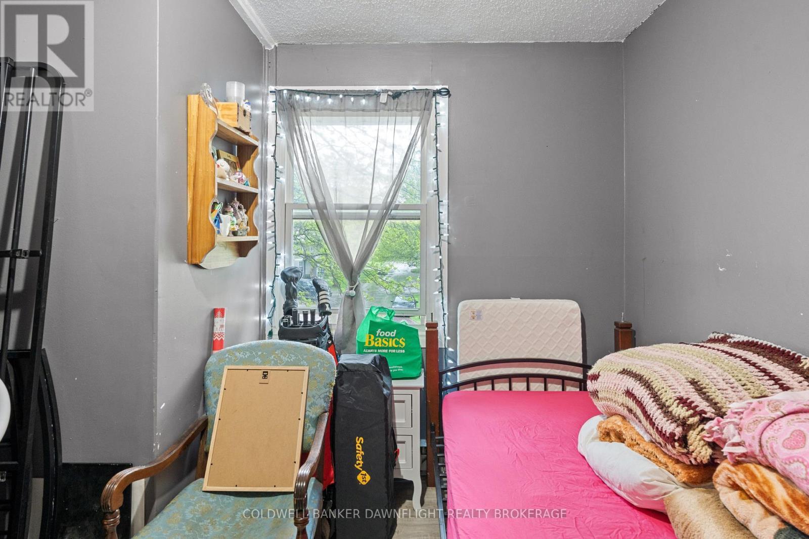 31 - 31 St Charles Place, Huron East (Vanastra), ON - Indoor Photo Showing Other Room