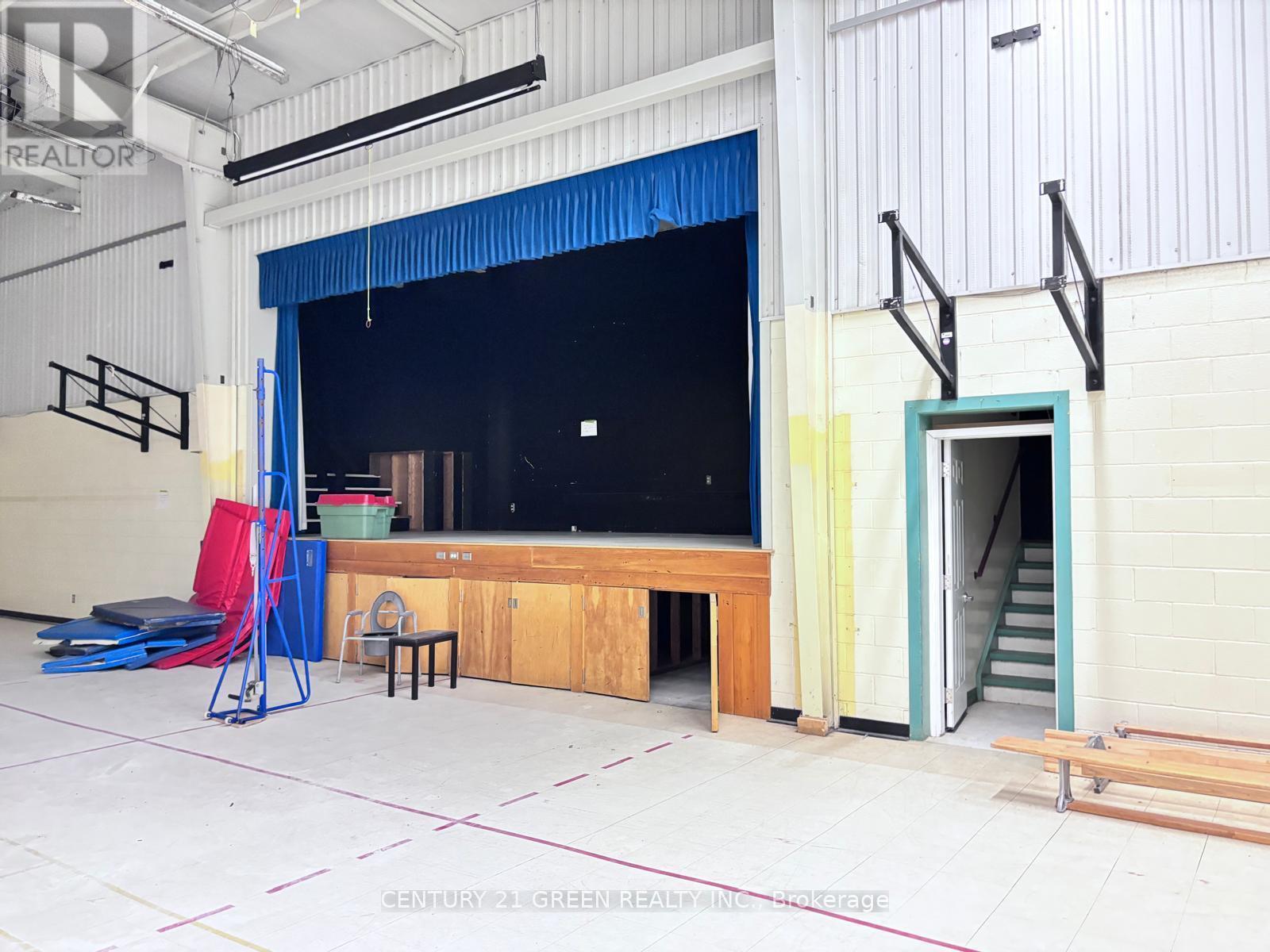 9399 Mcnaughton Line E, Chatham-Kent, ON