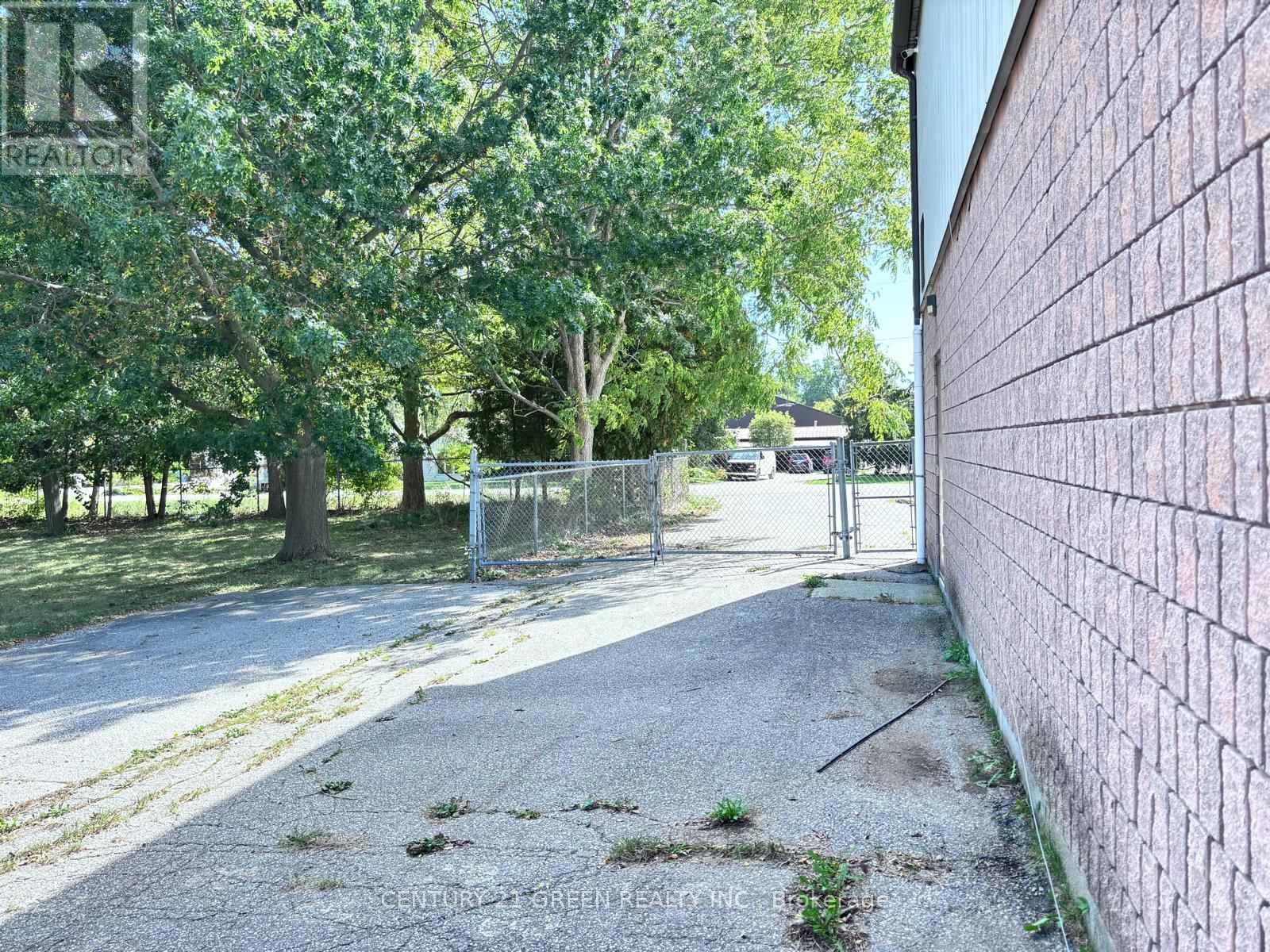 9399 Mcnaughton Line E, Chatham-Kent, ON