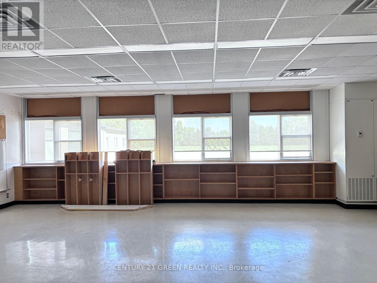 9399 Mcnaughton Line E, Chatham-Kent, ON