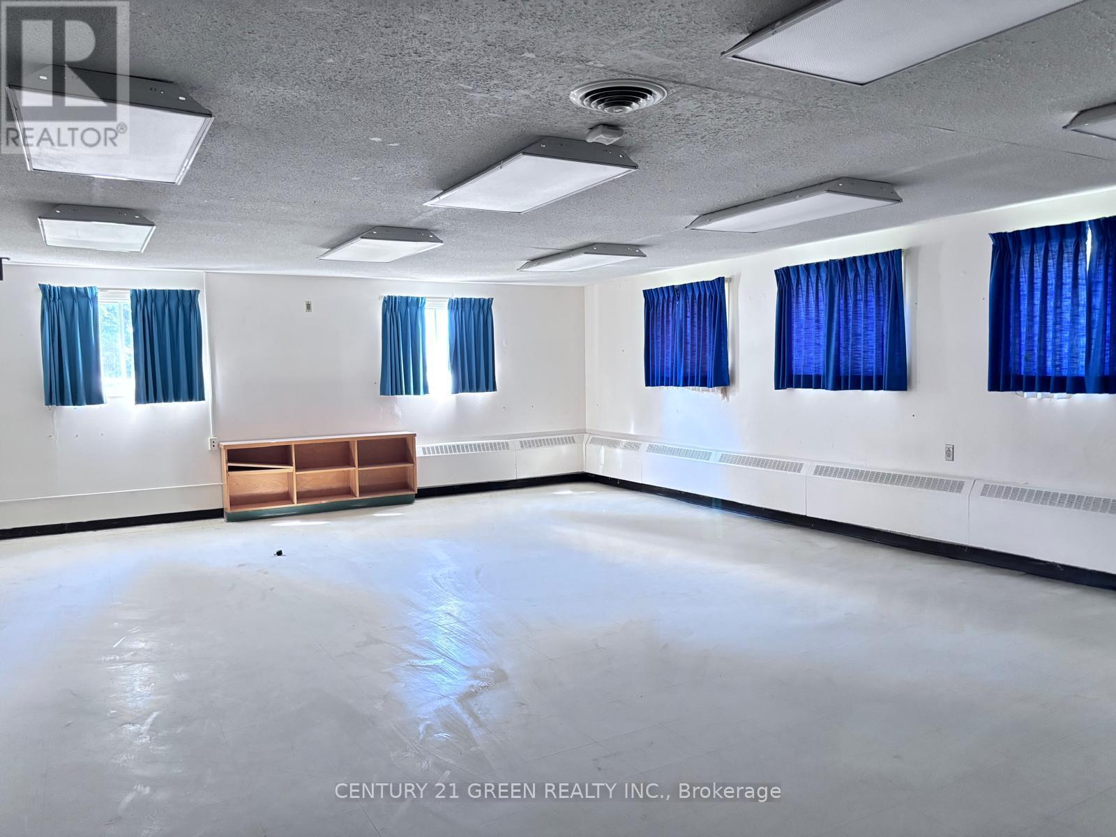 9399 Mcnaughton Line E, Chatham-Kent, ON