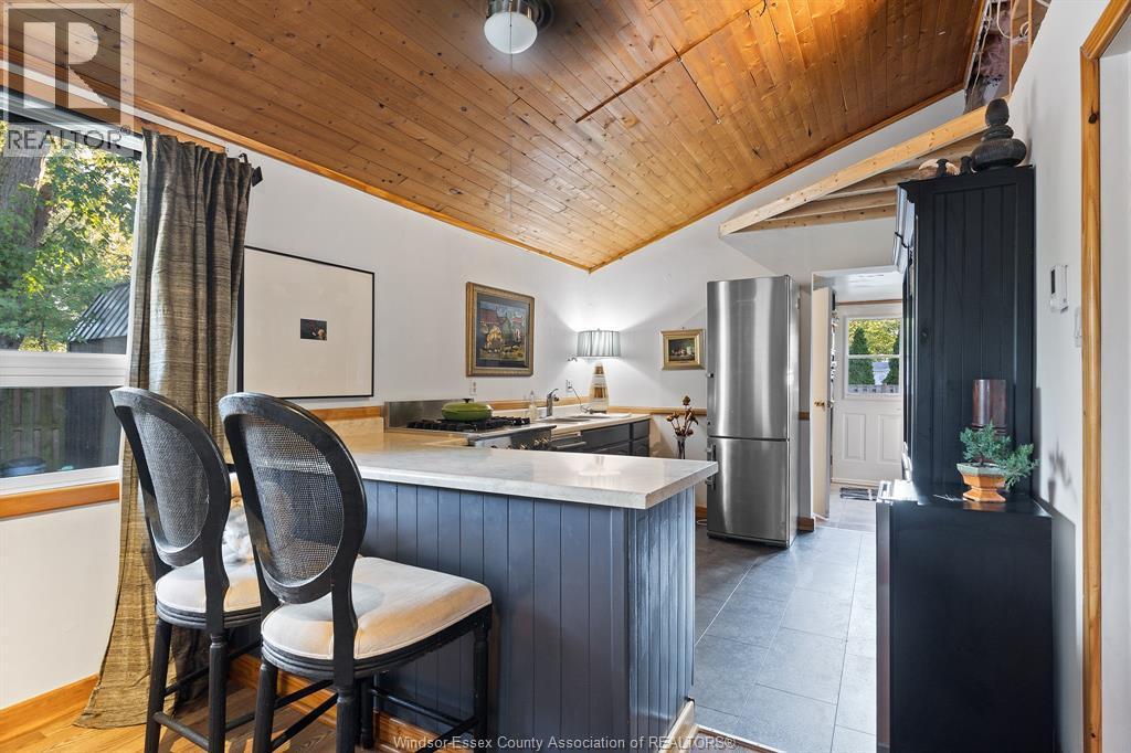 125 Crystal Lane, Harrow, ON - Indoor