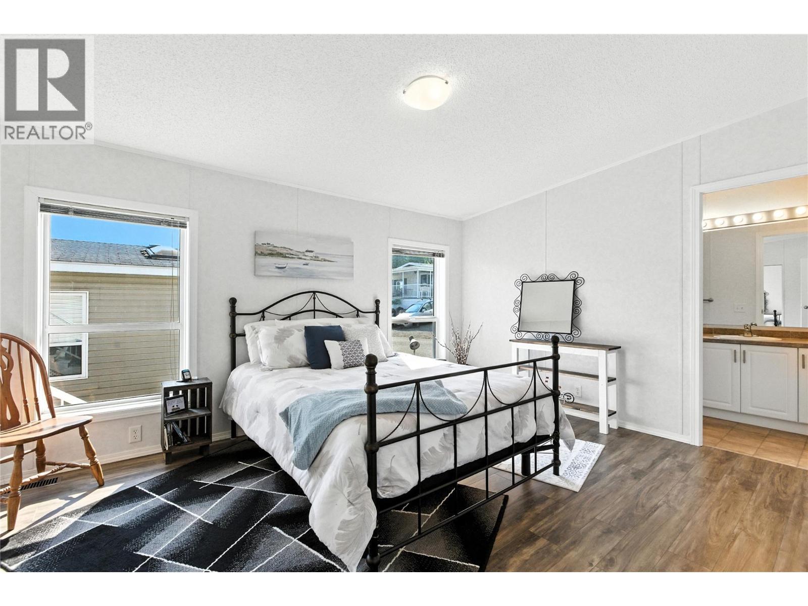 1885 Tappen Notch Hill Road Unit# 32, Tappen, BC