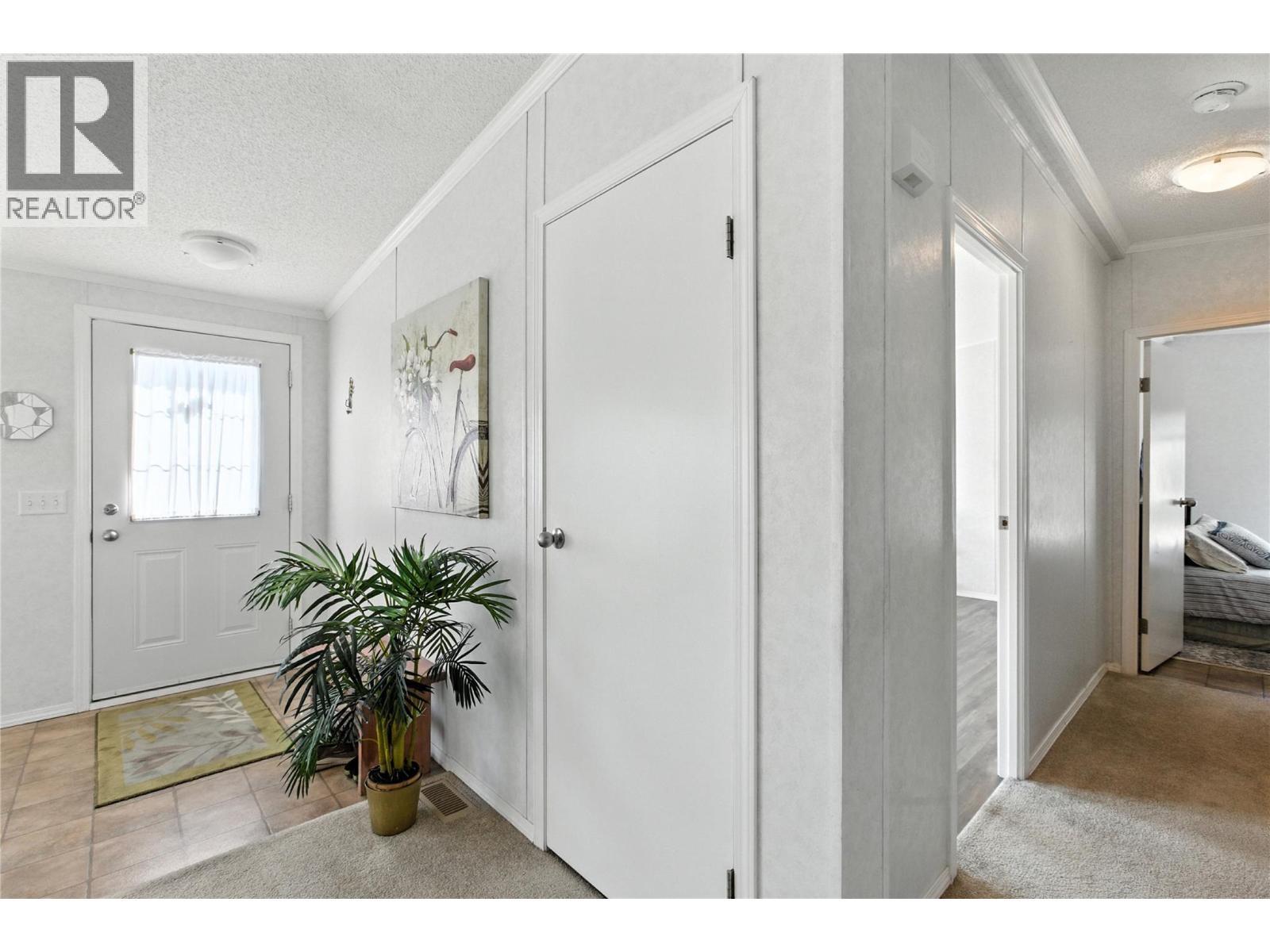 1885 Tappen Notch Hill Road Unit# 32, Tappen, BC