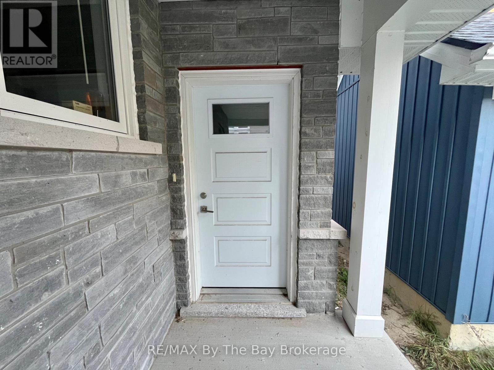 Bsmt - 3148 Mosley Street, Wasaga Beach, ON - Outdoor With Exterior