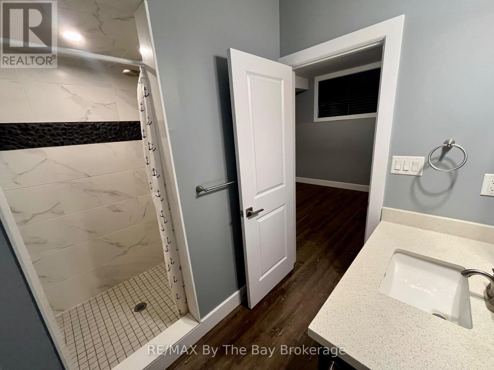 Bsmt - 3148 Mosley Street, Wasaga Beach, ON - Indoor Photo Showing Bathroom