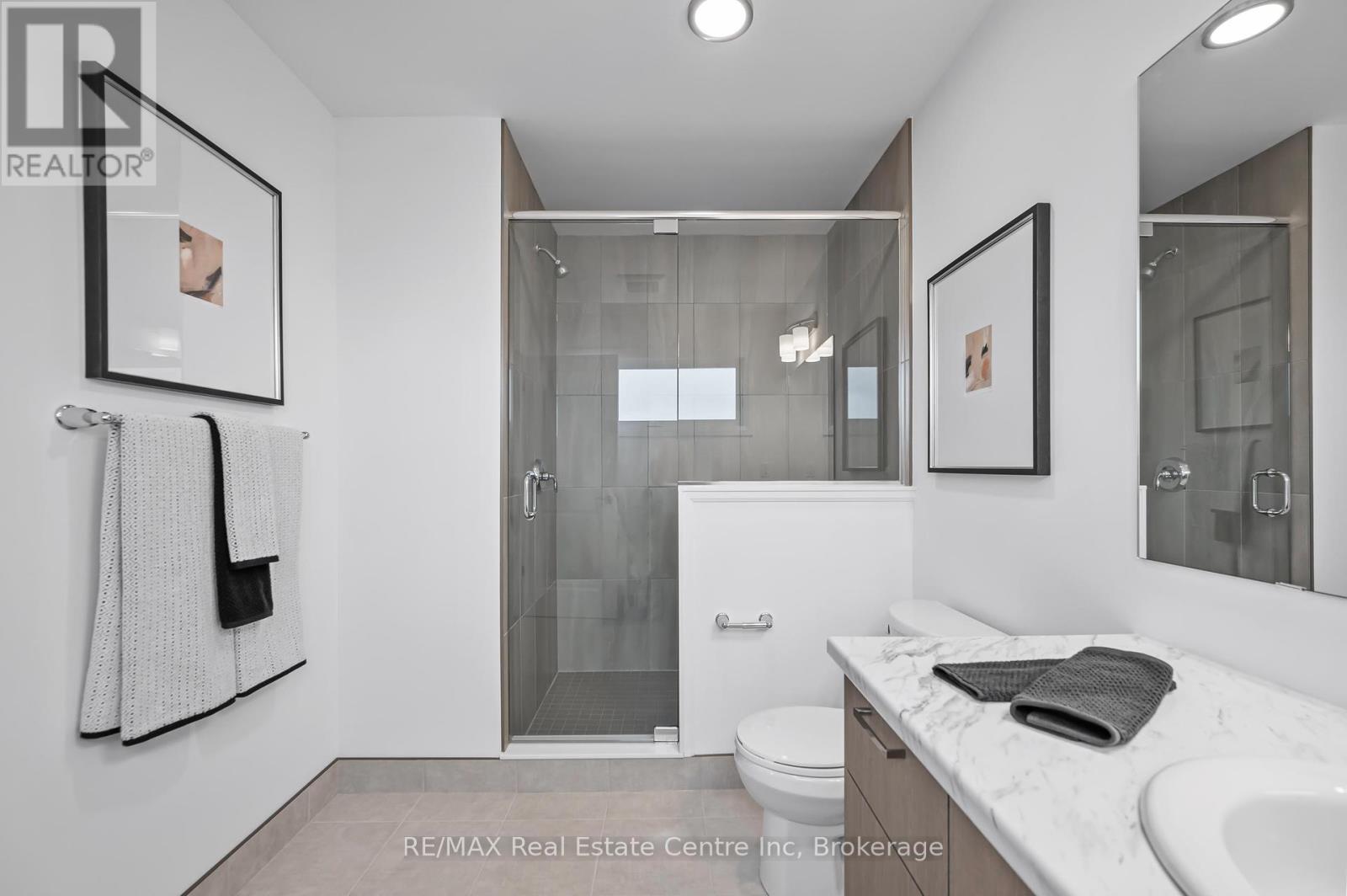 8 - 182 Bridge Crescent, Minto, ON - Indoor Photo Showing Bathroom