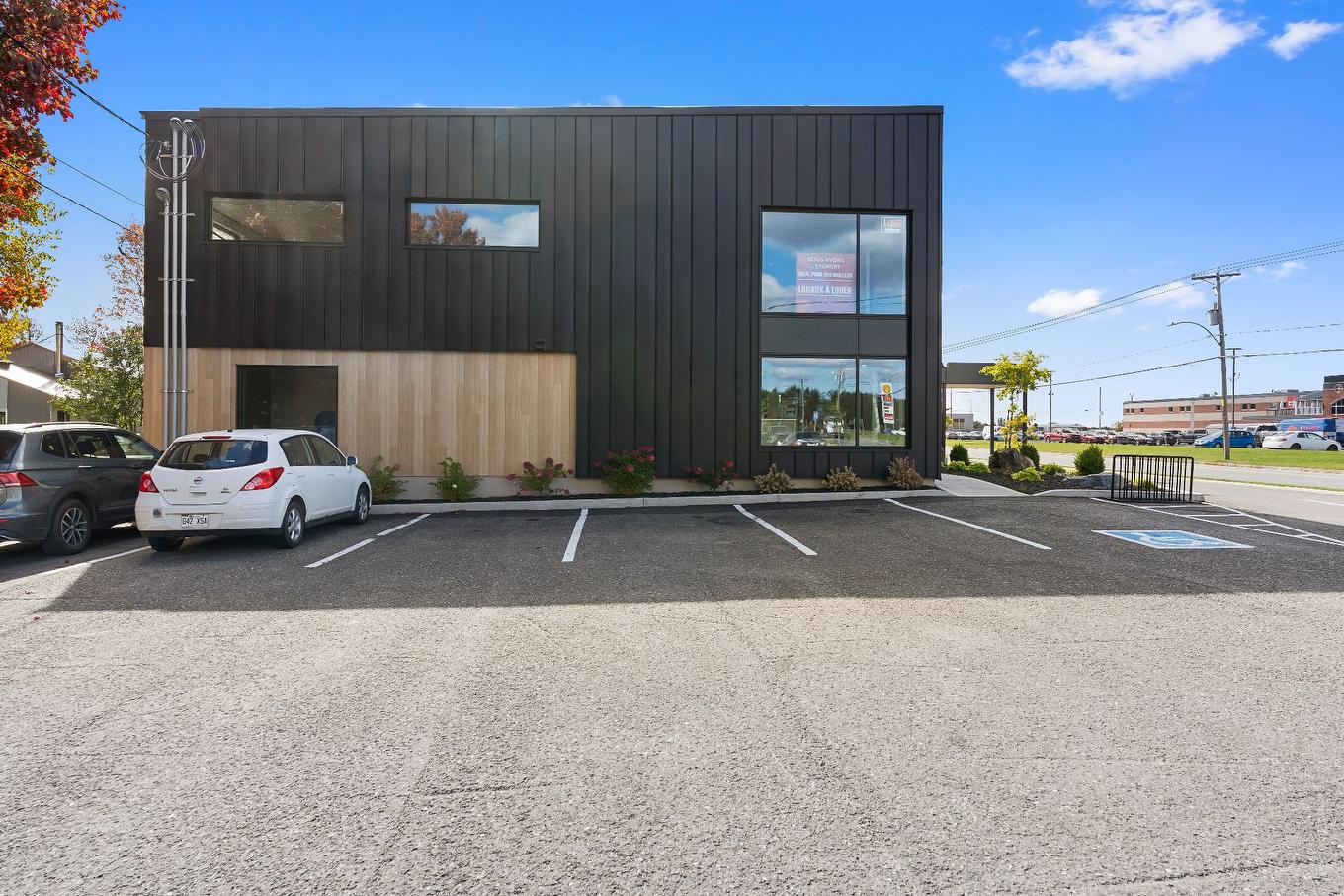 Stationnement - 1255 Rue Du Pont, Saint-Lambert-De-Lauzon, QC - Outdoor