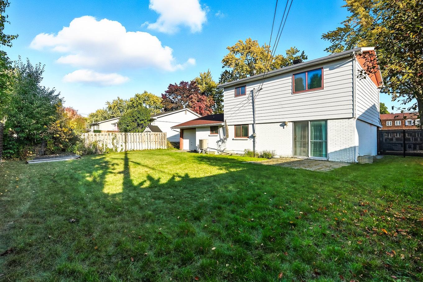 Backyard - 182 Ch. Haendel, Candiac, QC - Outdoor