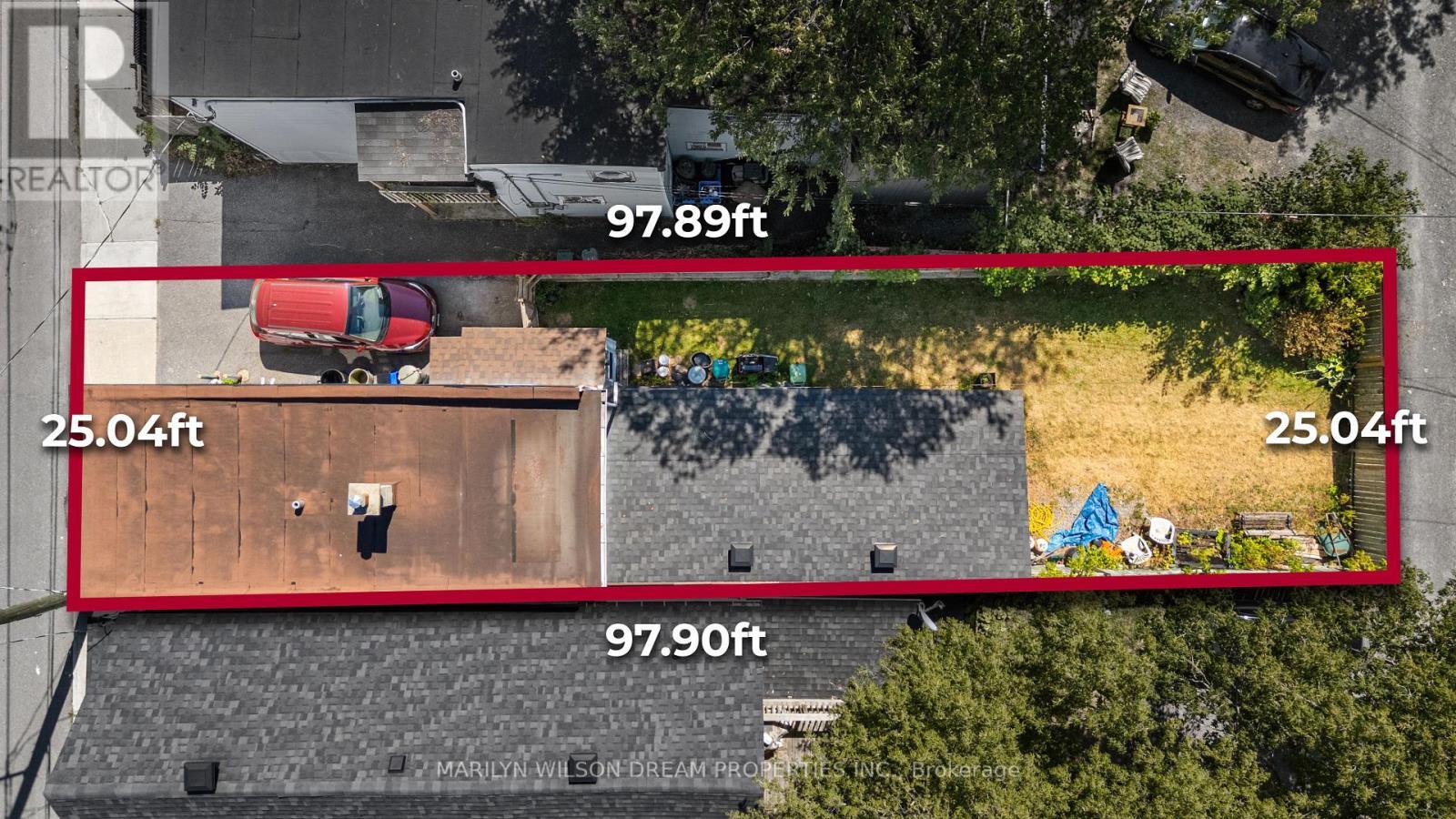 104 Carruthers Avenue, Ottawa, ON