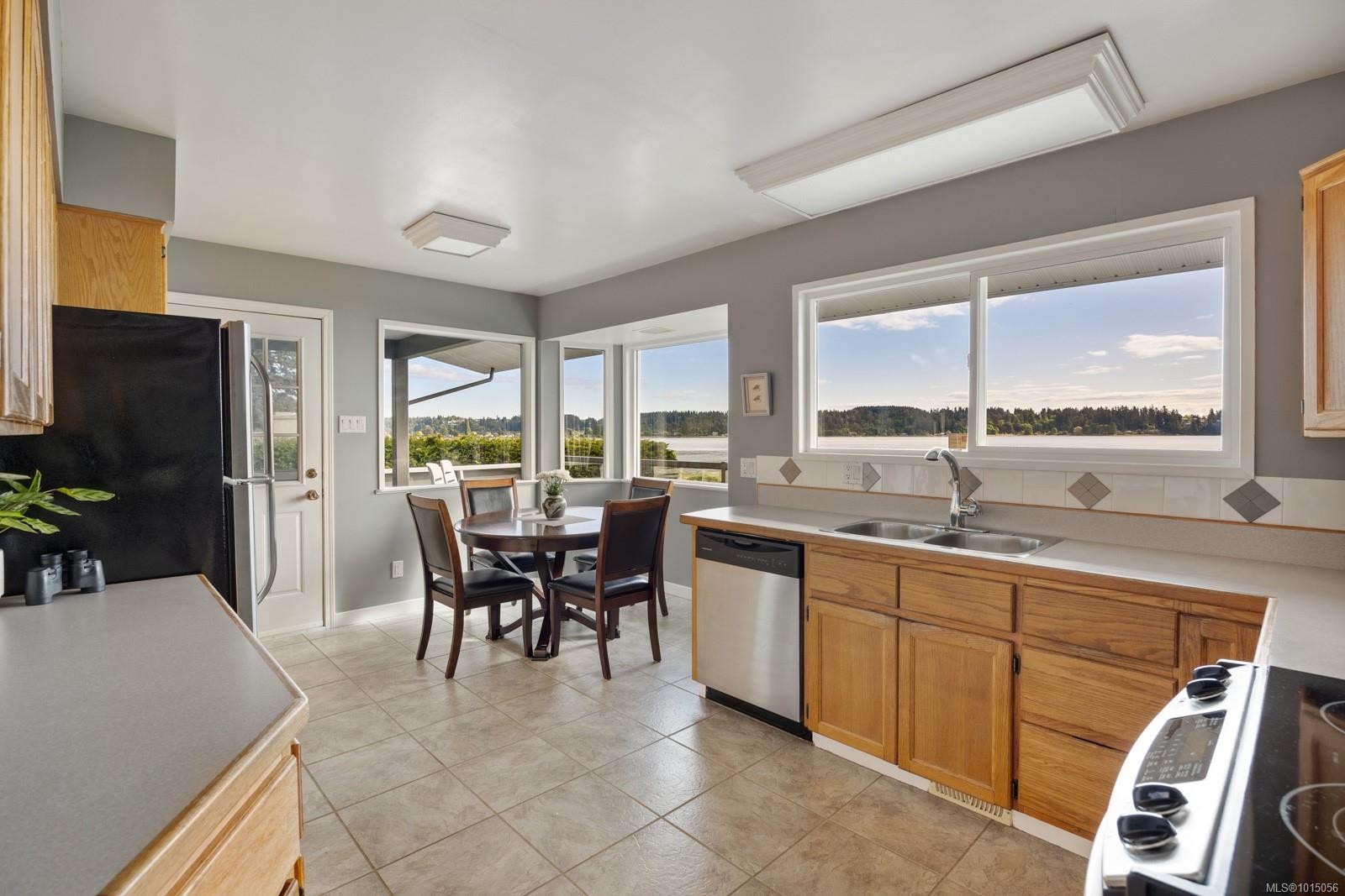 3440 Sandpiper Dr, Courtenay, BC