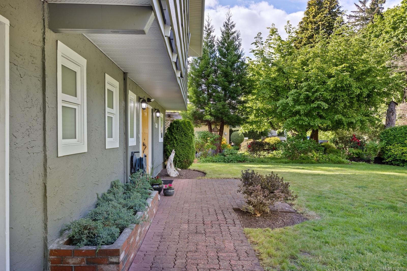 3440 Sandpiper Dr, Courtenay, BC