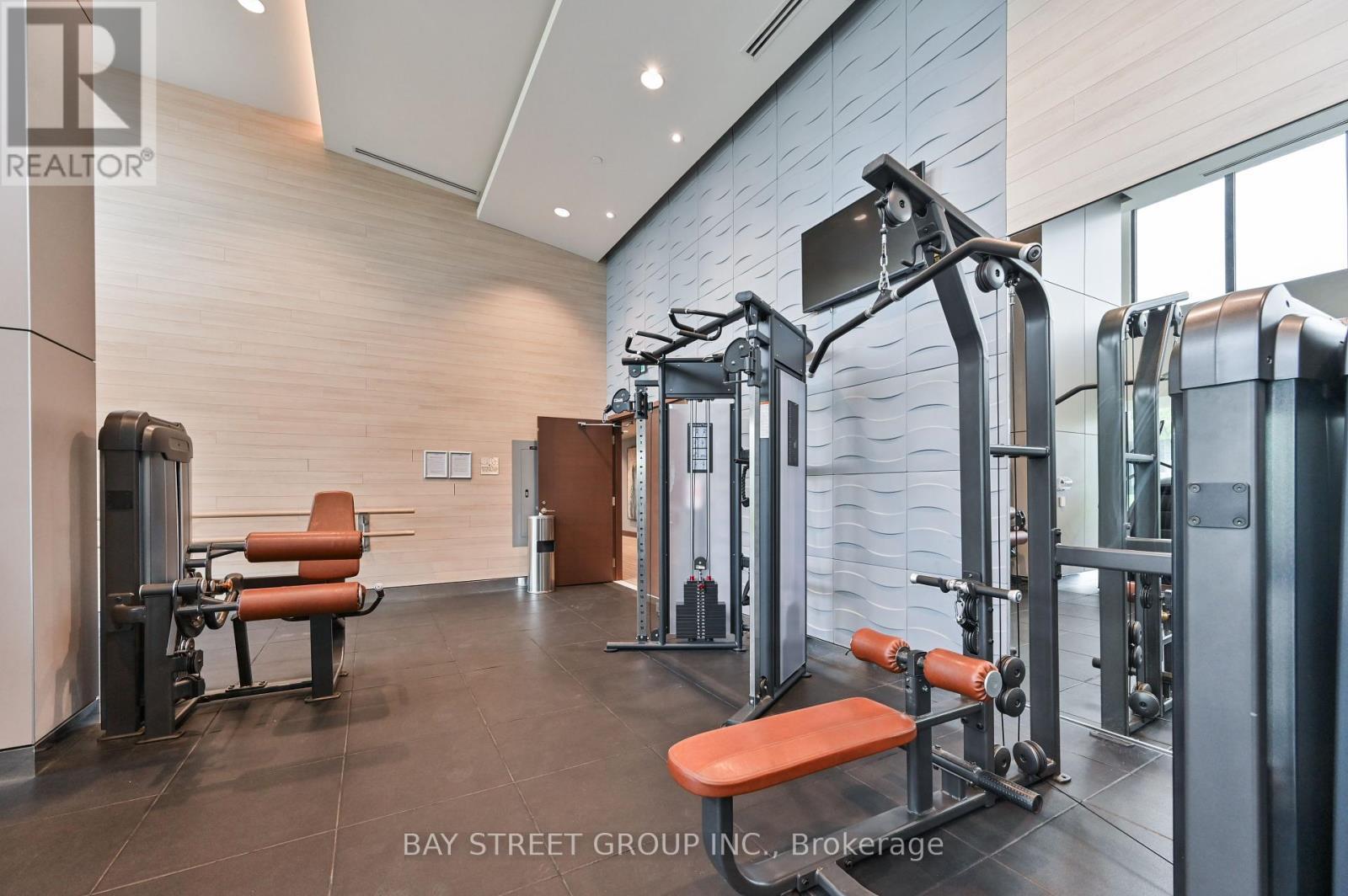 Ph3808 - 85 Mcmahon Drive, Toronto, ON - Indoor Photo Showing Gym Room