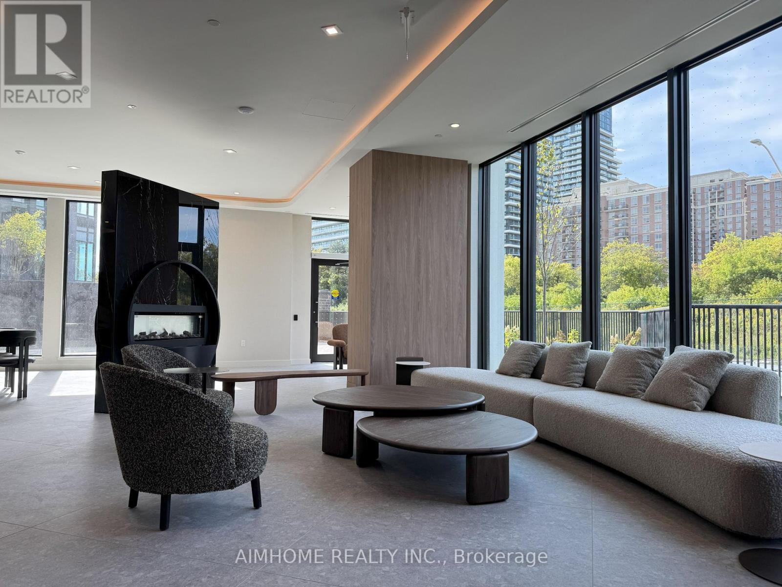 330 - 1 Kyle Lowry Road, Toronto, ON - Indoor Photo Showing Living Room