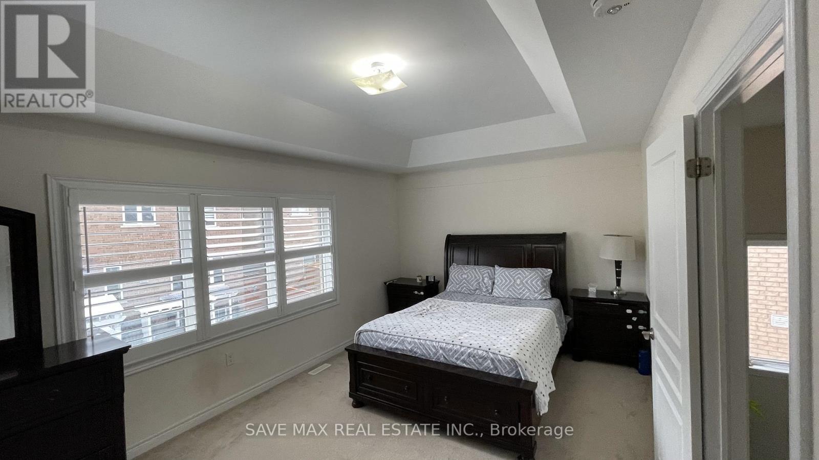 6 Bittersweet Road, Brampton, ON - Indoor Photo Showing Bedroom