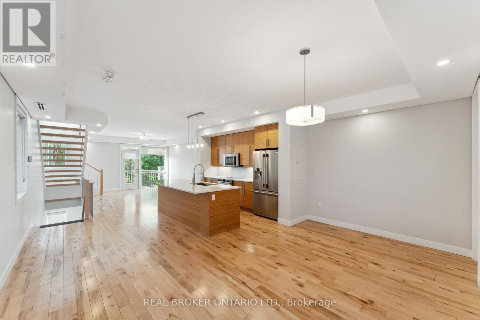 36 Ontario Street, Ottawa, ON - Indoor Photo Showing Kitchen