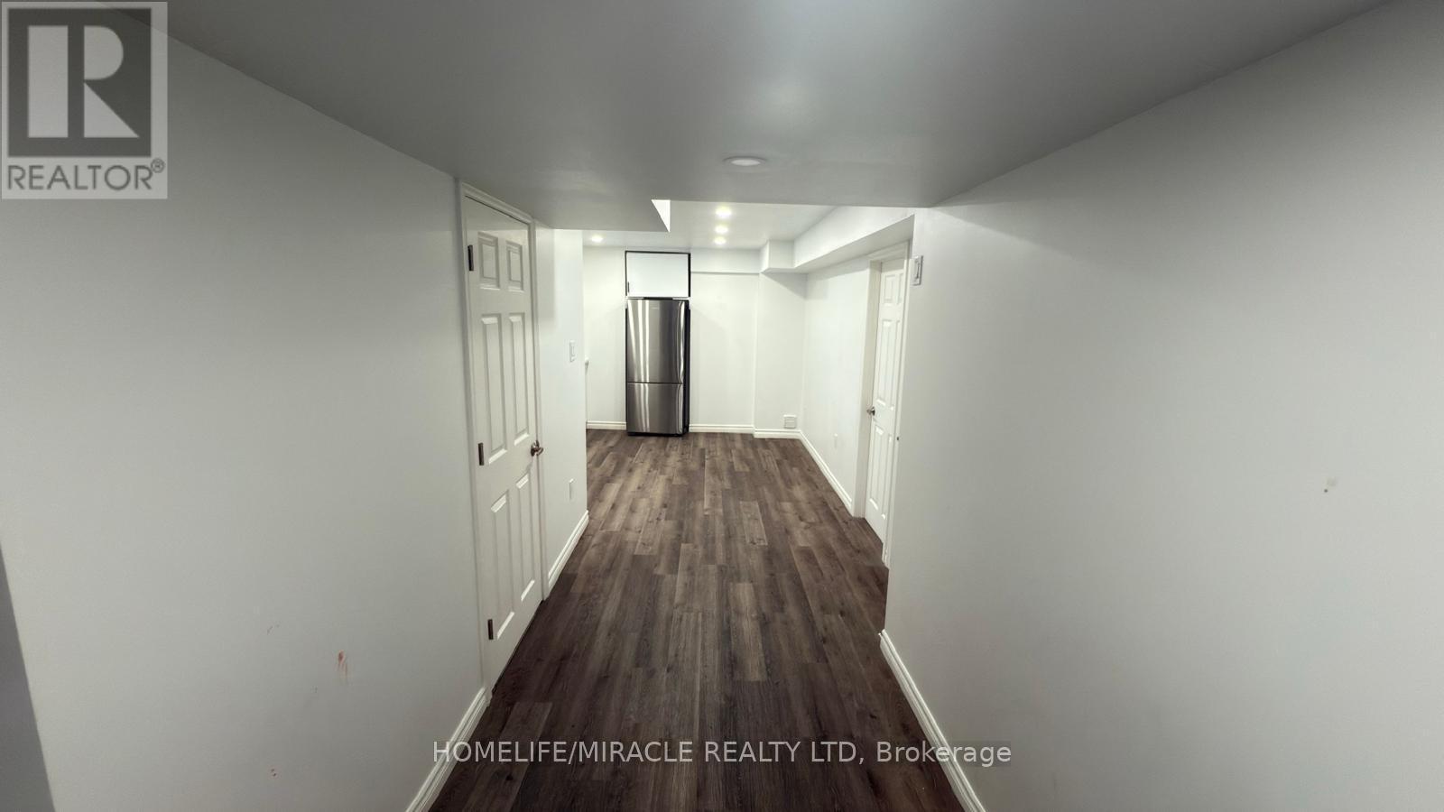 147 Yates Drive, Milton, ON - Indoor Photo Showing Other Room