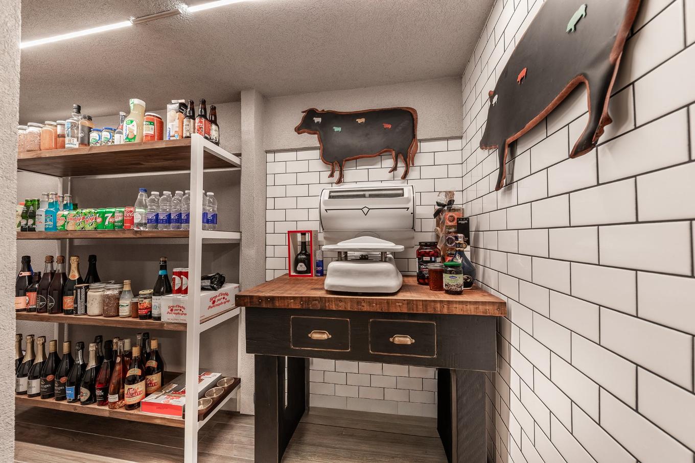 Other - 570 Rue De La Neuve-France, Saint-Jean-Sur-Richelieu, QC - Indoor