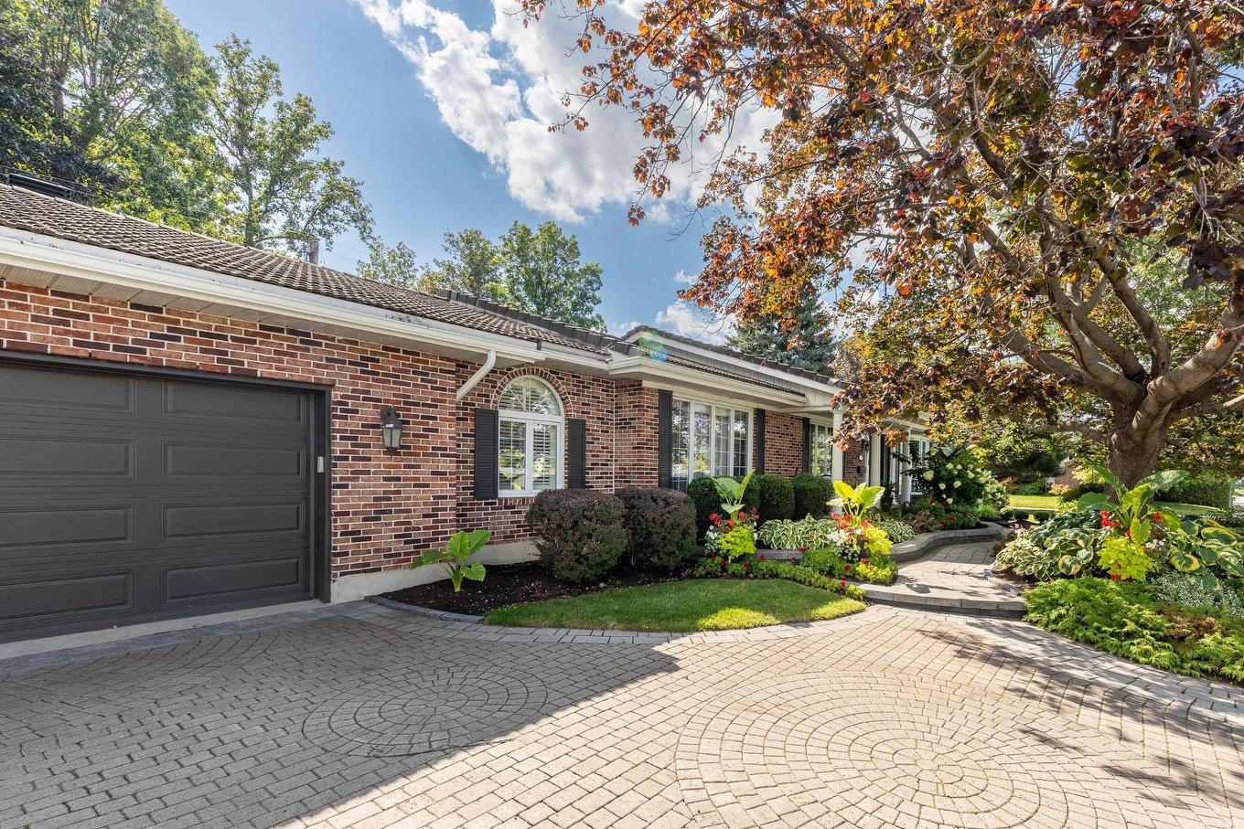 Frontage - 570 Rue De La Neuve-France, Saint-Jean-Sur-Richelieu, QC - Outdoor