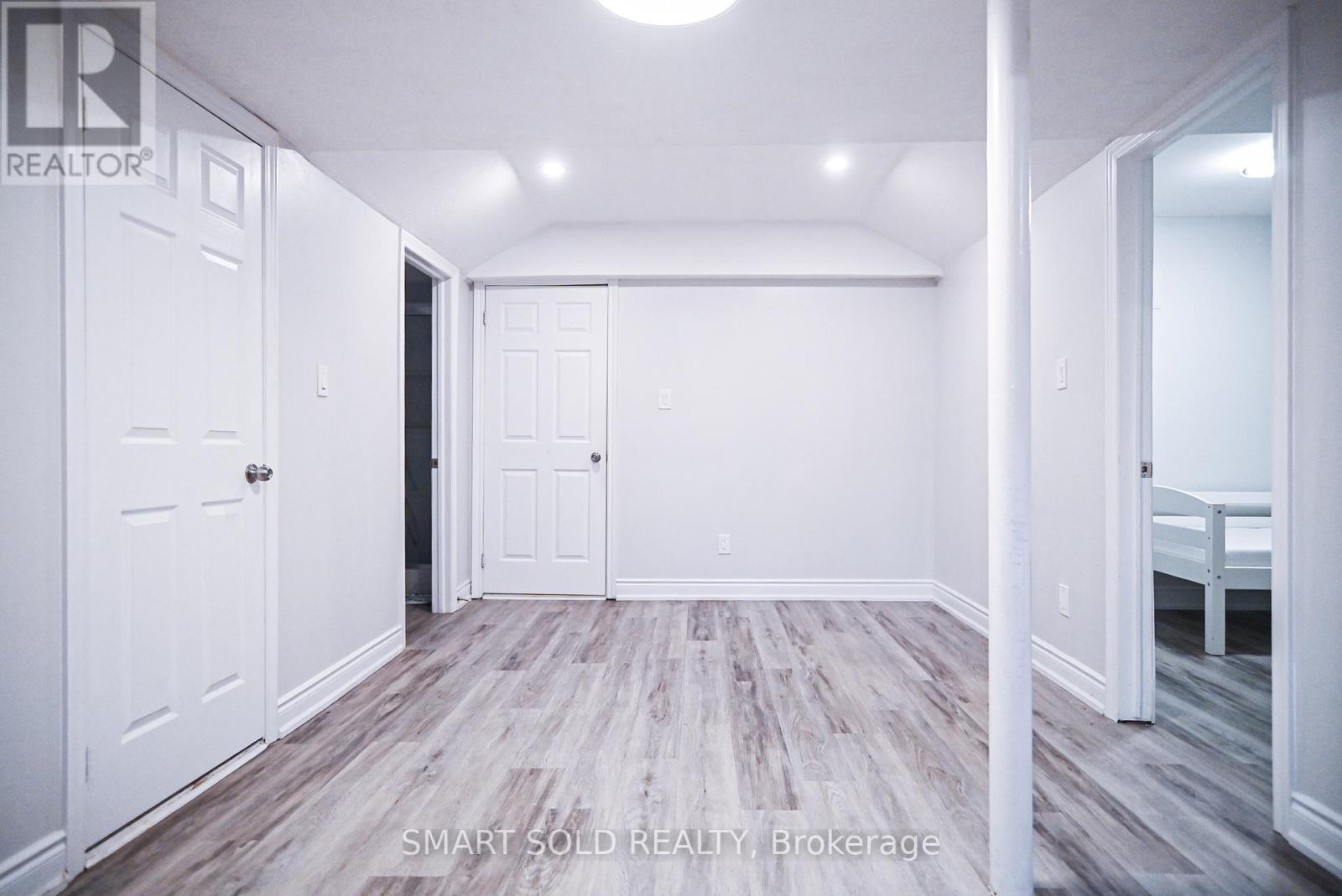 Bsmt - 22 Vandervoort Drive, Richmond Hill, ON - Indoor Photo Showing Other Room