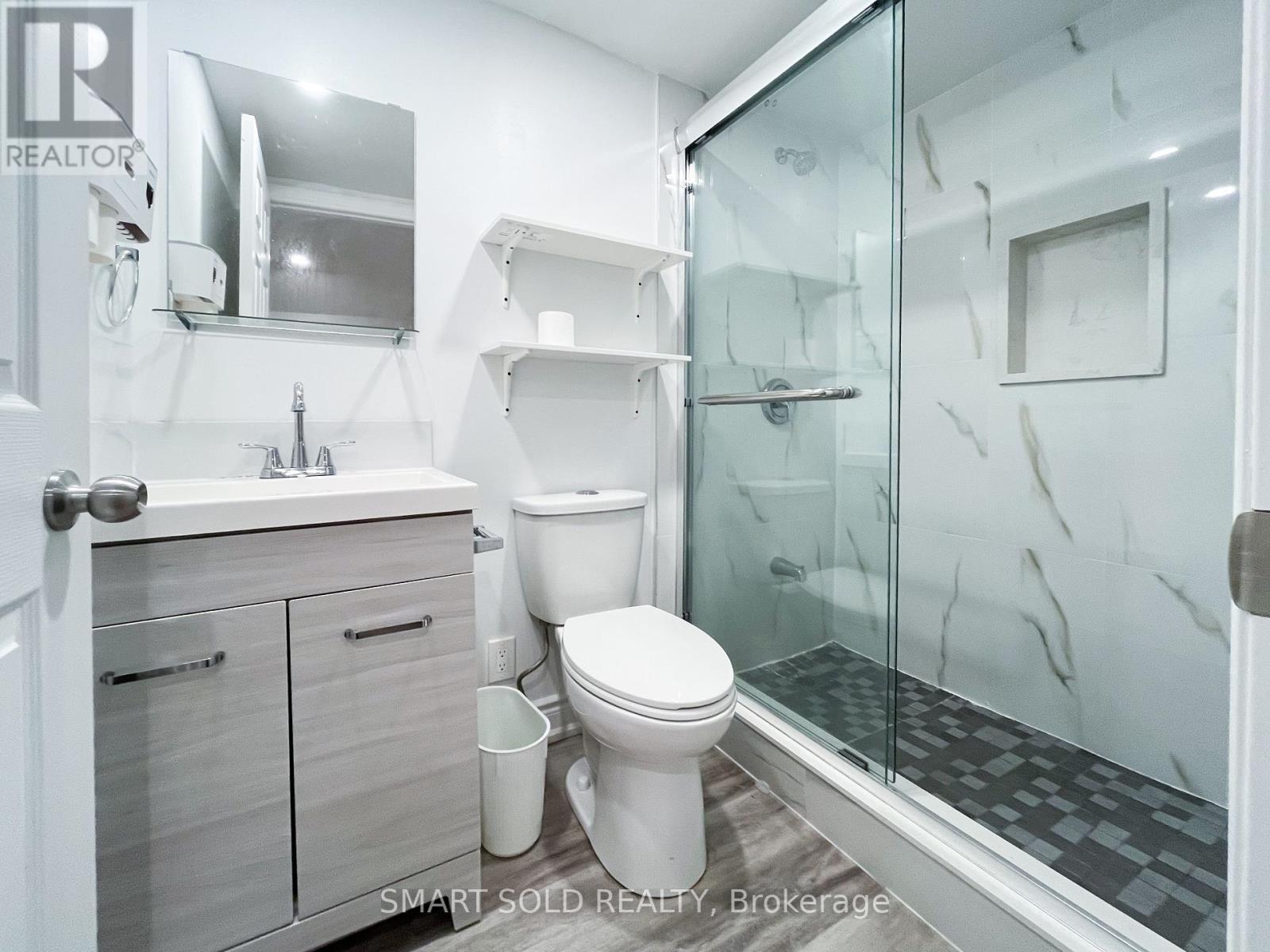 Bsmt - 22 Vandervoort Drive, Richmond Hill, ON - Indoor Photo Showing Bathroom