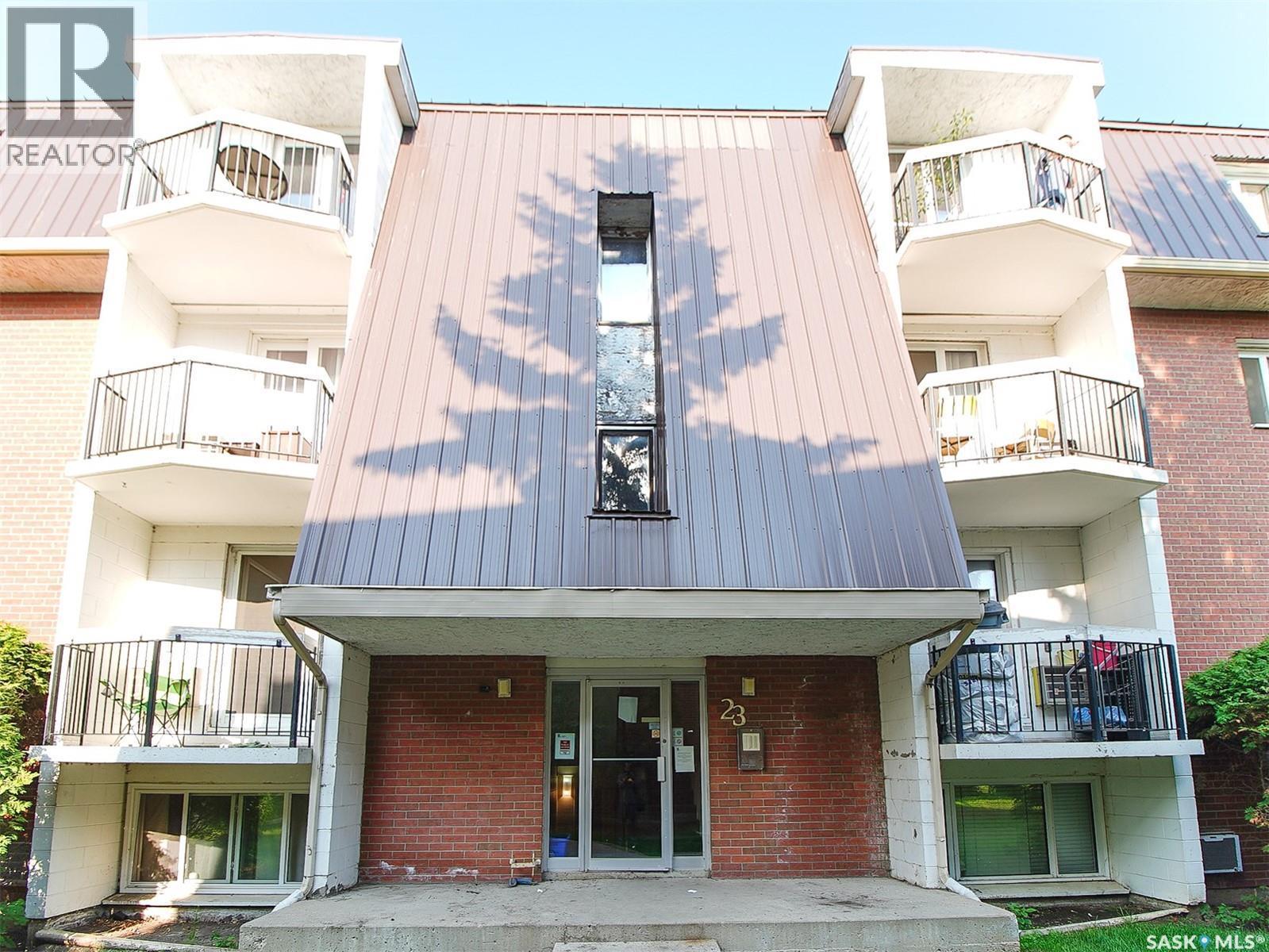 12 23 Centennial Street, Regina, SK - Outdoor