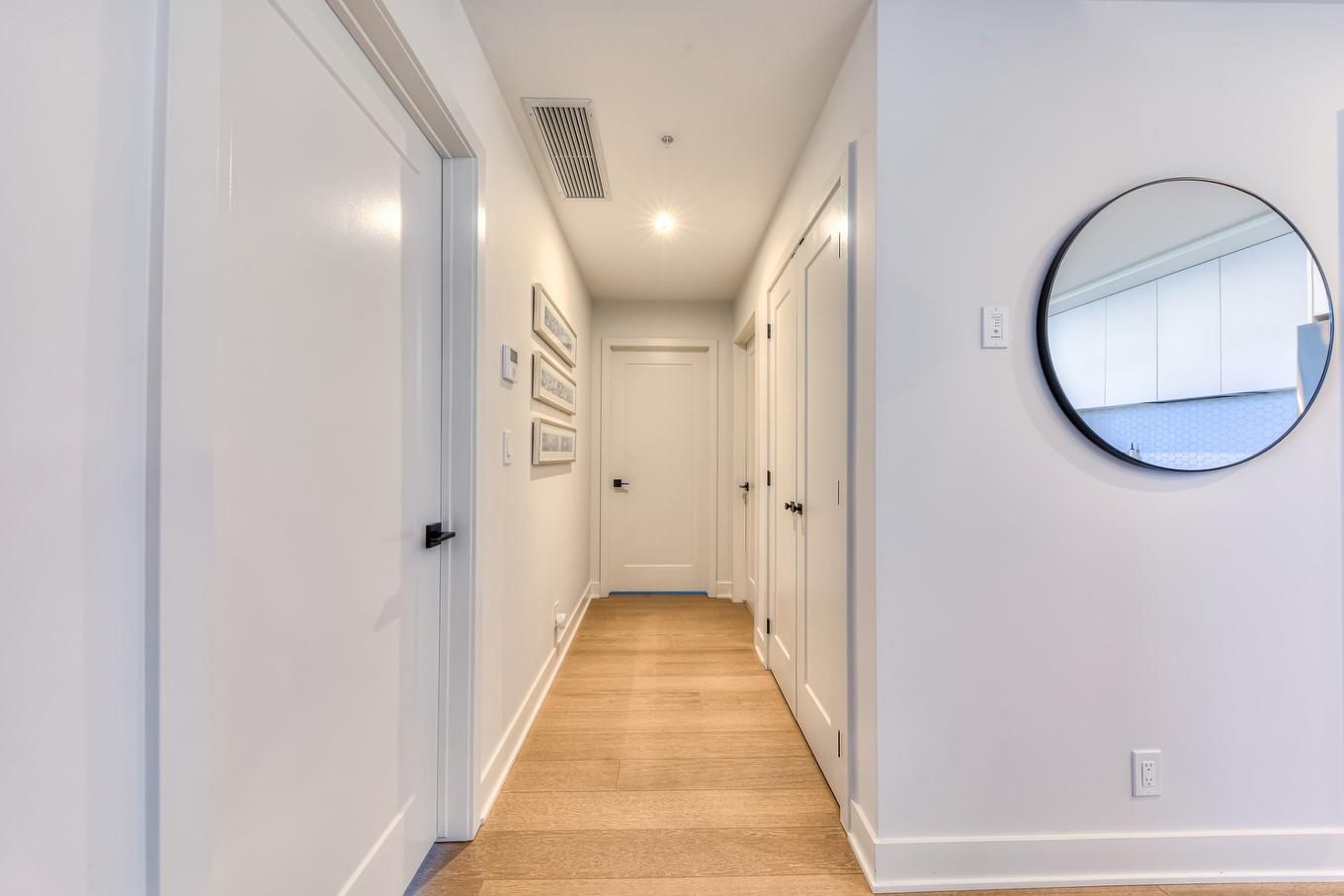 Corridor - 1003-3500 Boul. St-Elzear O., Laval (Chomedey), QC - Indoor Photo Showing Other Room