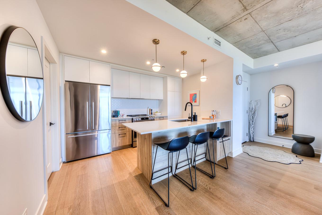 Cuisine - 1003-3500 Boul. St-Elzear O., Laval (Chomedey), QC - Indoor Photo Showing Kitchen With Upgraded Kitchen